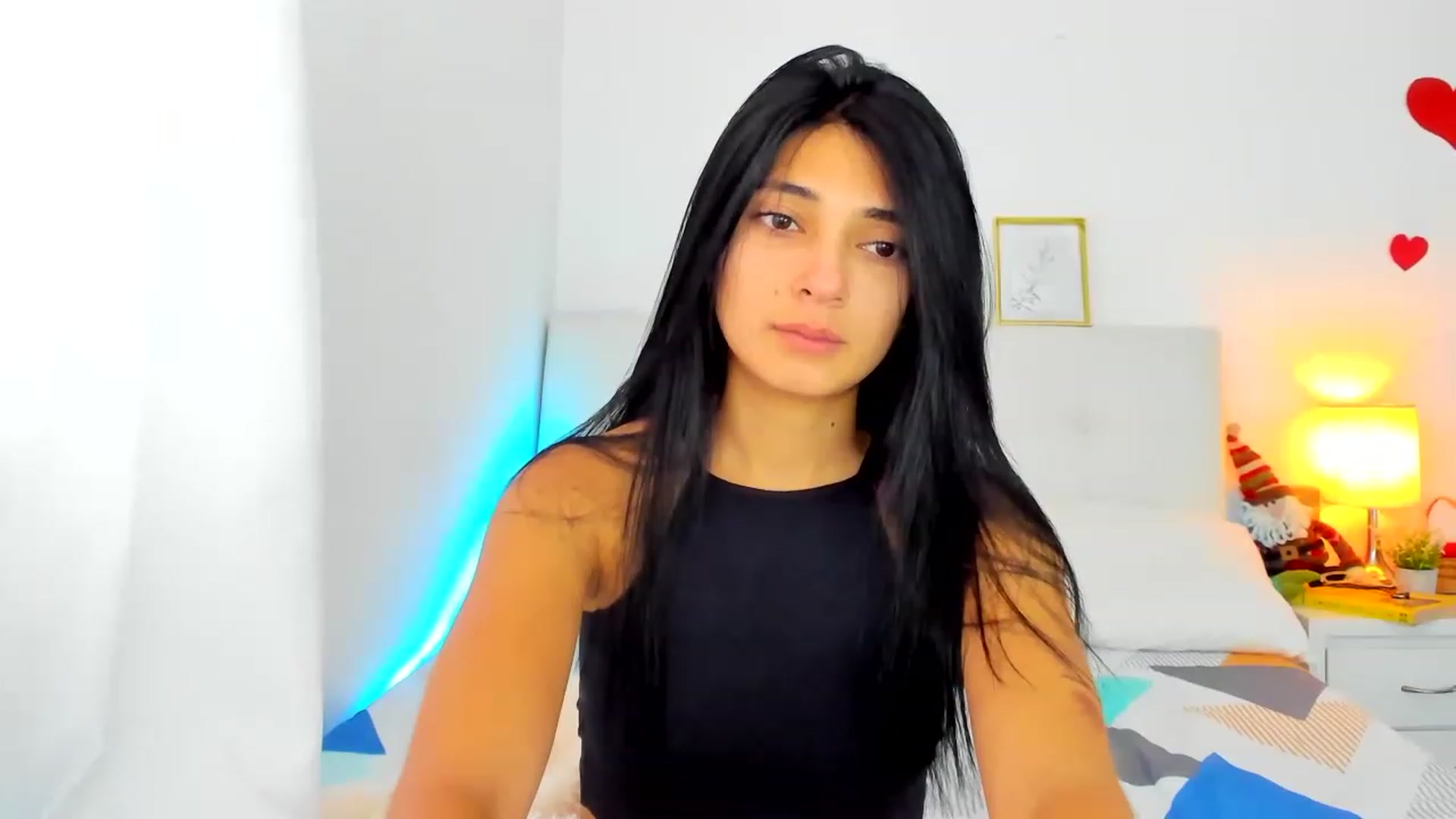 Gallery image thumbnail from Emmily_'s myfreecams stream on, 11/30/2022, 21:43 image 9 of 20