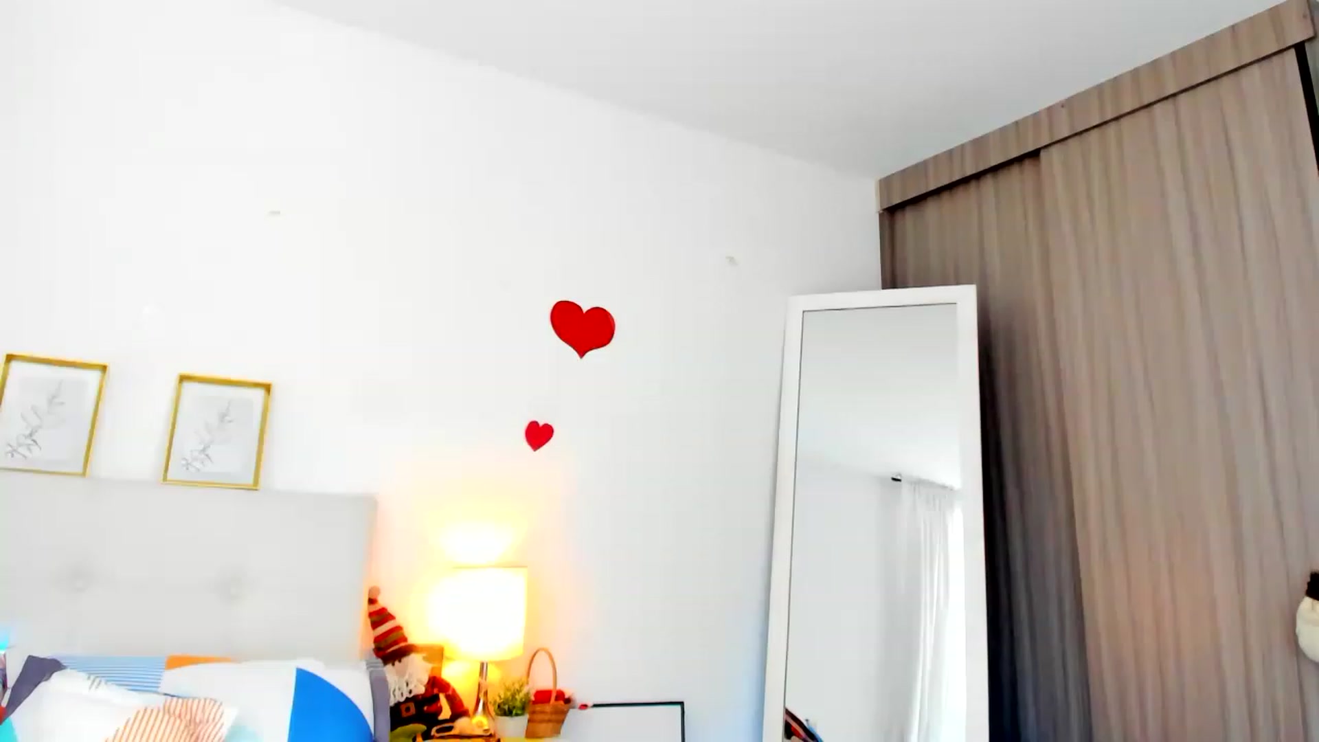 Gallery image thumbnail from Emmily_'s myfreecams stream on, 11/30/2022, 22:35 image 9 of 20