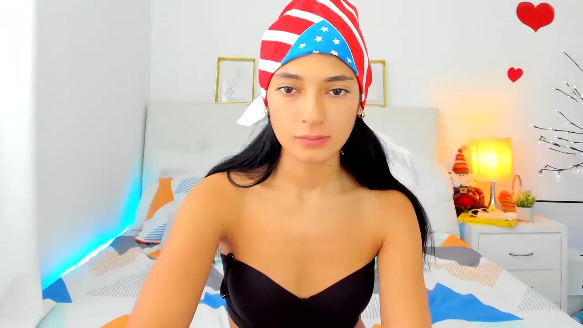 Gallery image thumbnail from Emmily_'s myfreecams stream on, 12/16/2022, 15:53 image 16 of 20