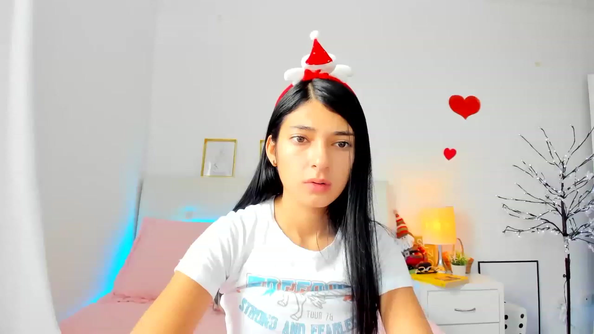 Gallery image thumbnail from Emmily_'s myfreecams stream on, 12/24/2022, 16:22 image 6 of 20