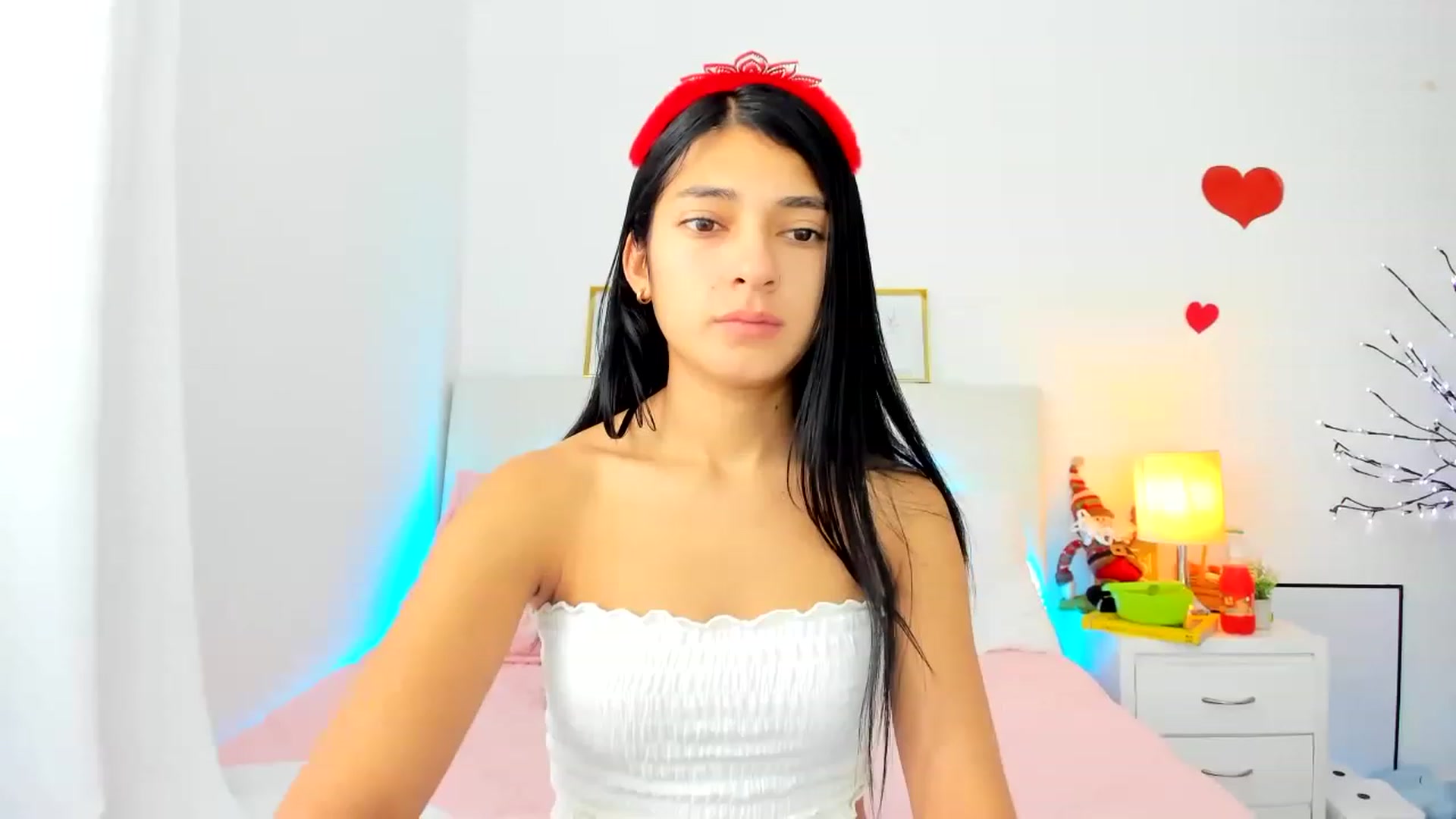 Gallery image thumbnail from Emmily_'s myfreecams stream on, 12/26/2022, 17:49 image 6 of 20