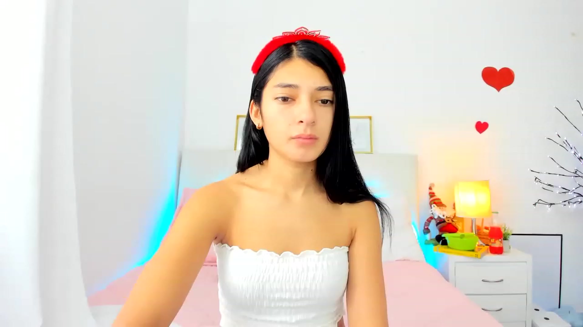 Gallery image thumbnail from Emmily_'s myfreecams stream on, 12/26/2022, 17:49 image 4 of 20