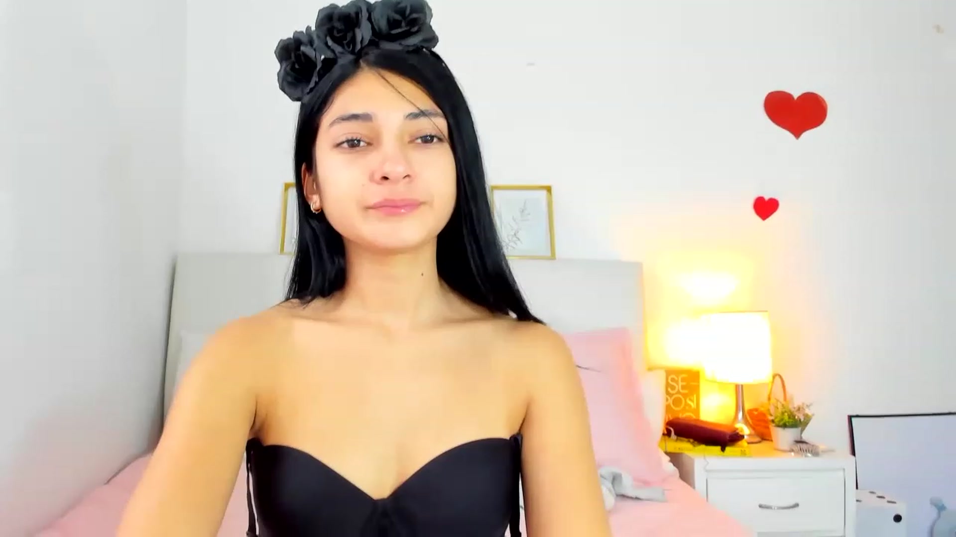 Gallery image thumbnail from Emmily_'s myfreecams stream on, 01/10/2023, 20:23 image 13 of 20