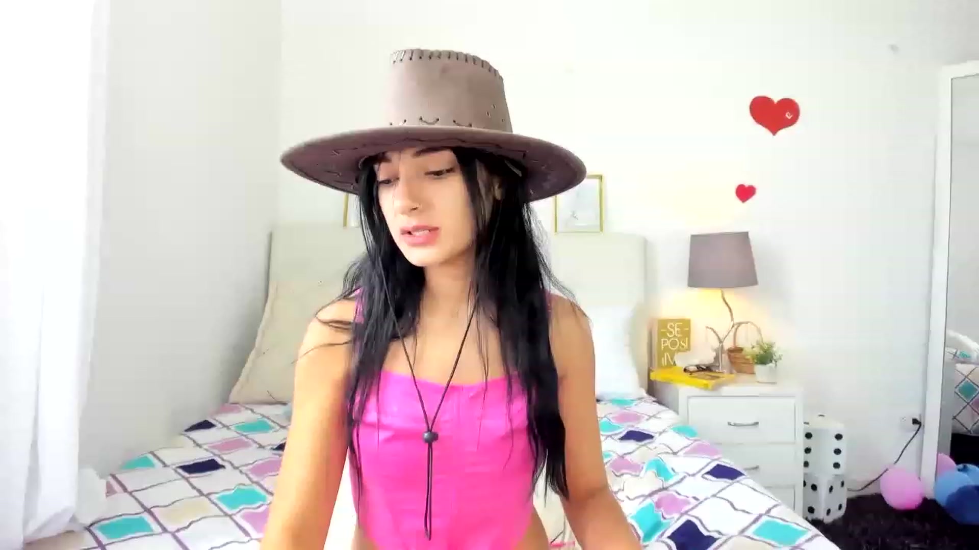 Gallery image thumbnail from Emmily_'s myfreecams stream on, 06/03/2023, 17:19 image 10 of 20
