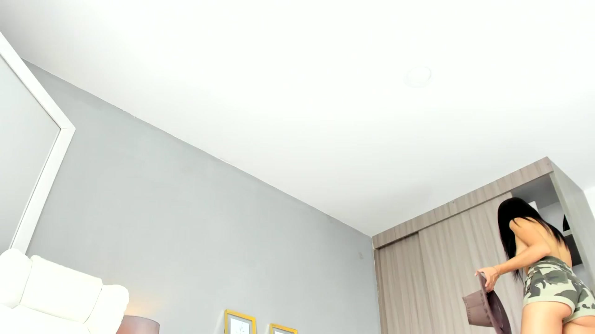 Gallery image thumbnail from Emmily_'s myfreecams stream on, 05/31/2024, 19:56 image 1 of 20