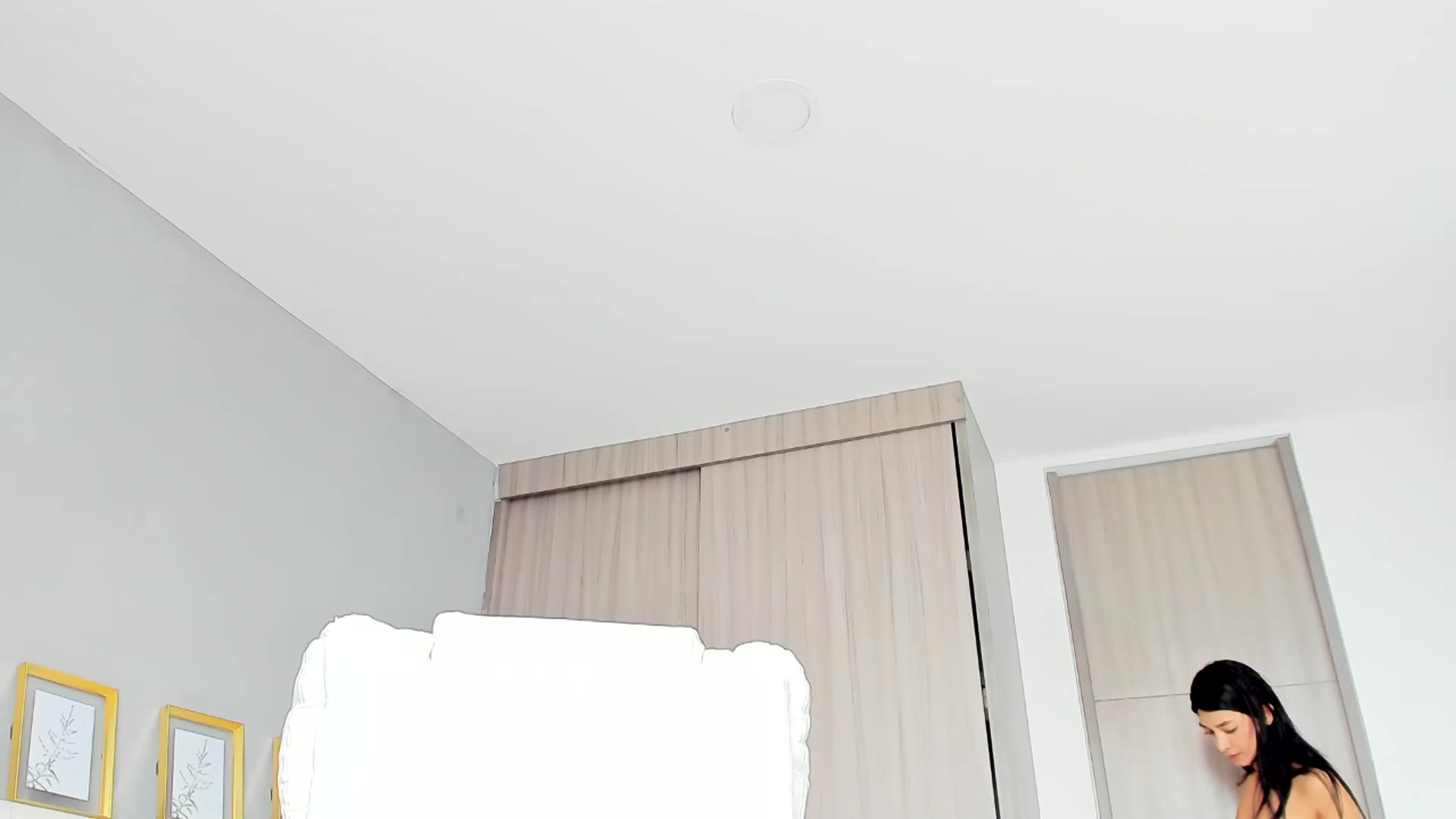Gallery image thumbnail from Emmily_'s myfreecams stream on, 06/04/2024, 16:46 image 14 of 20