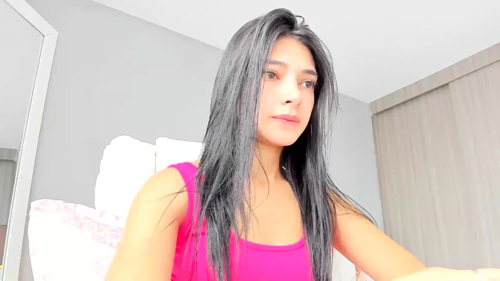 Gallery image thumbnail from Emmily_'s myfreecams stream on, 08/02/2024, 14:50 image 3 of 20
