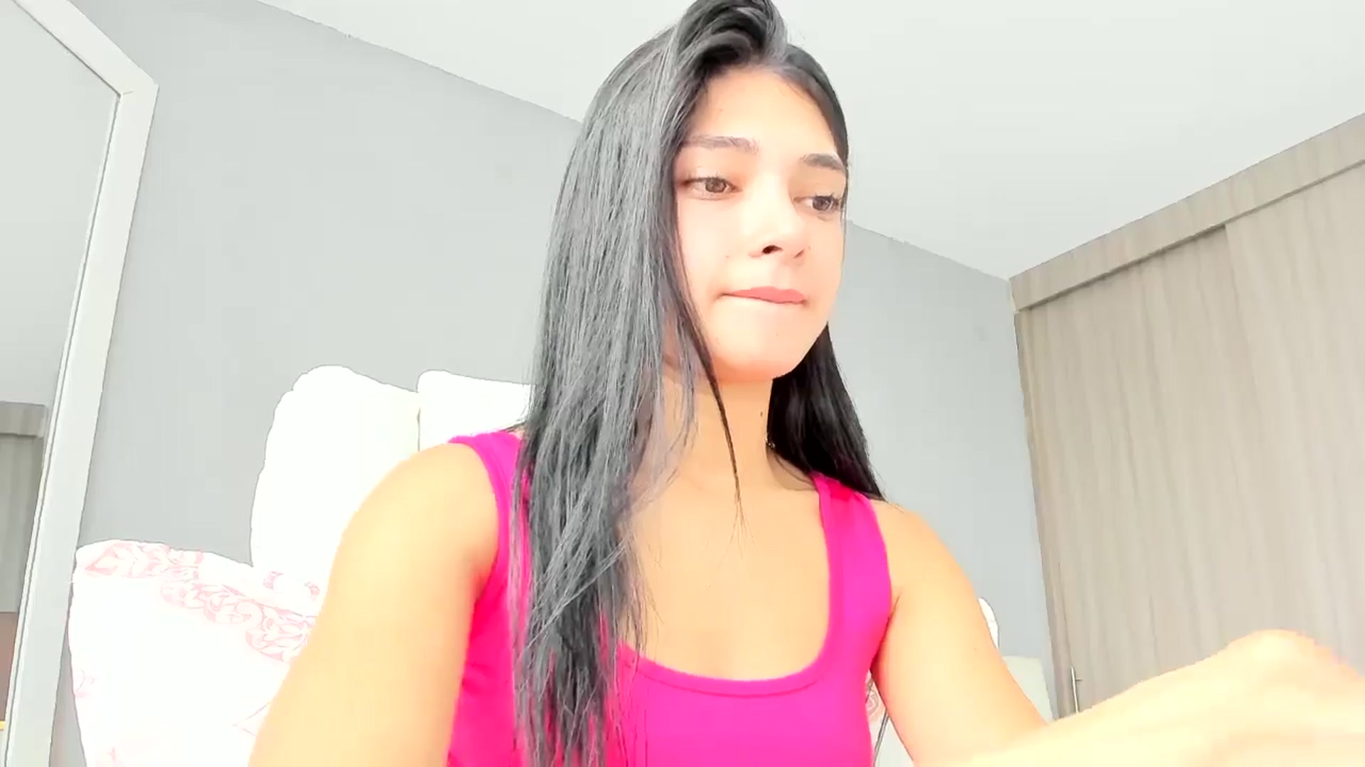 Gallery image thumbnail from Emmily_'s myfreecams stream on, 08/02/2024, 14:50 image 6 of 20