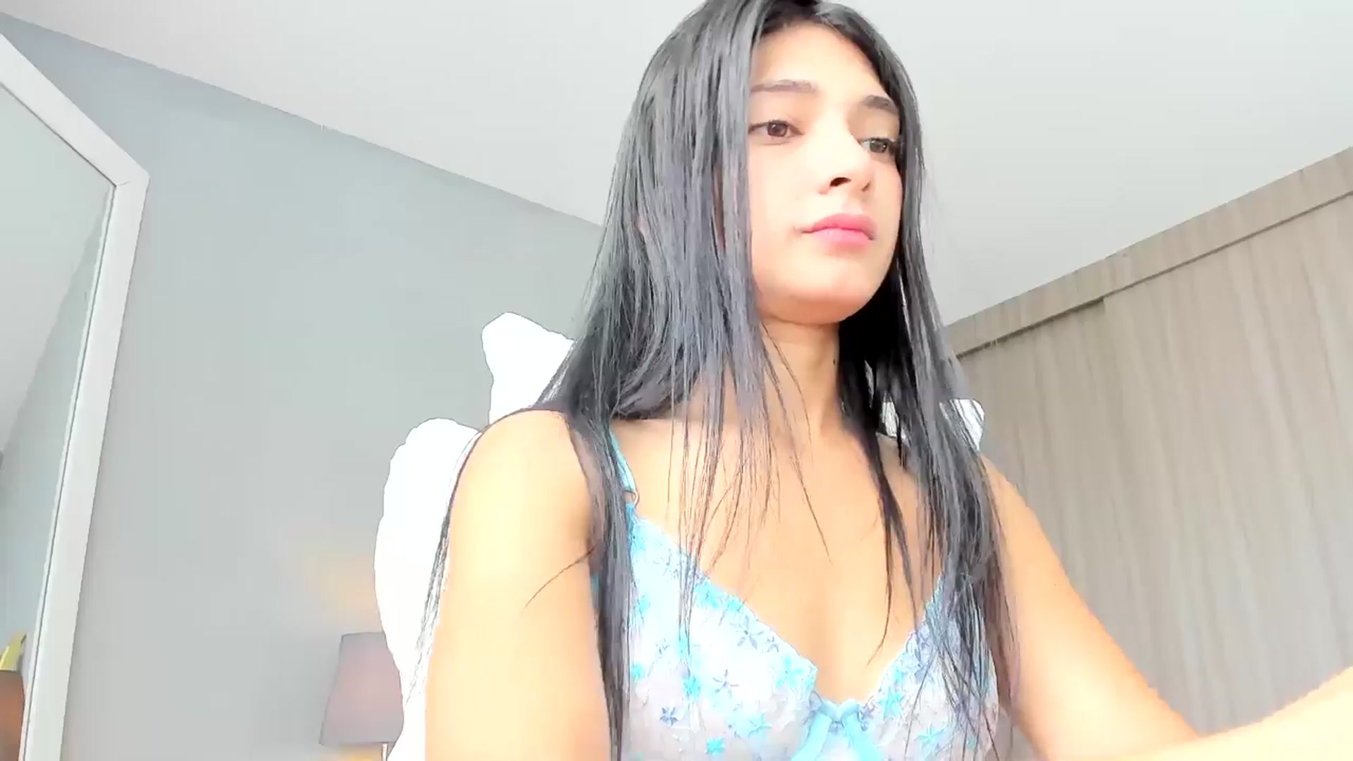 Gallery image thumbnail from Emmily_'s myfreecams stream on, 08/03/2024, 12:37 image 20 of 20