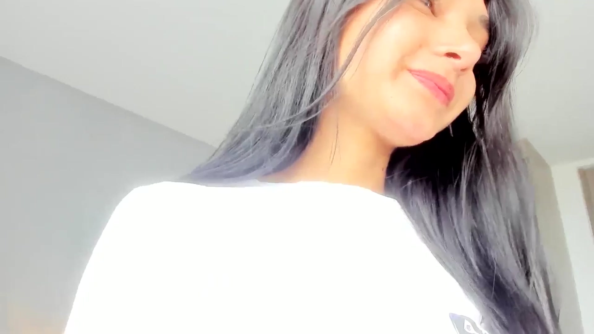 Gallery image thumbnail from Emmily_'s myfreecams stream on, 09/16/2024, 16:36 image 5 of 20