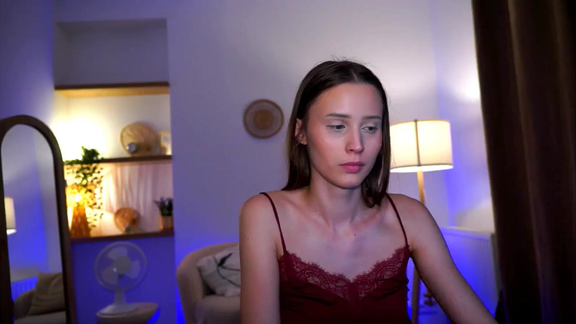 Gallery image thumbnail from EmmmaShy_18's myfreecams stream on, 10/14/2024, 23:01 image 15 of 20