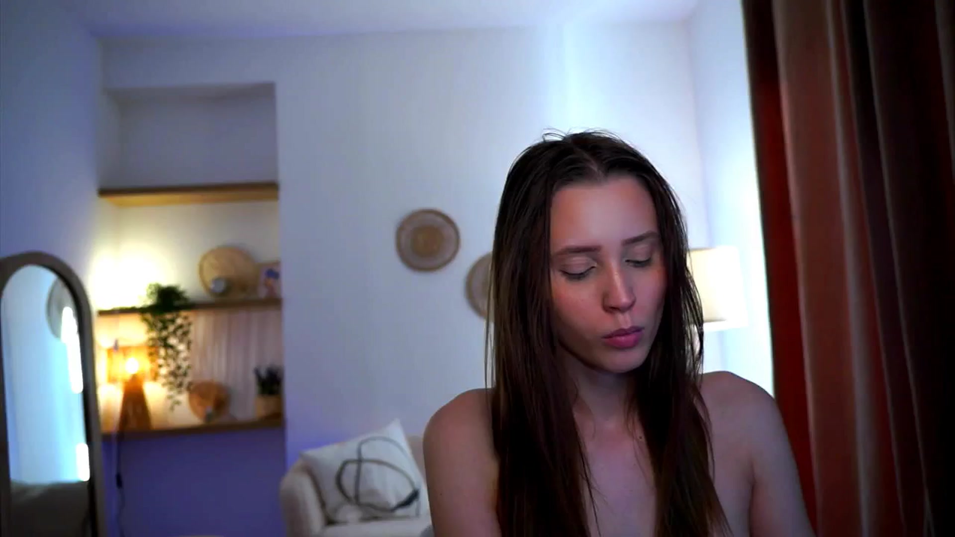 Gallery image thumbnail from EmmmaShy_18's myfreecams stream on, 11/09/2024, 14:02 image 18 of 20