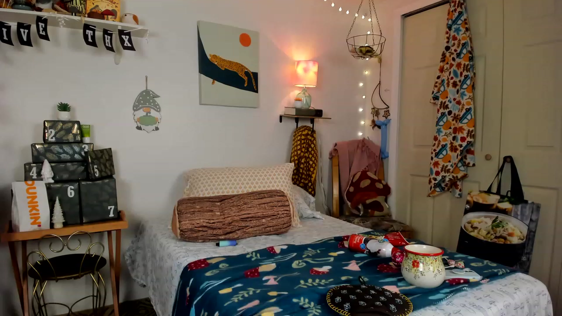 Gallery image thumbnail from EmmyBabii's myfreecams stream on, 11/23/2022, 05:16 image 4 of 20