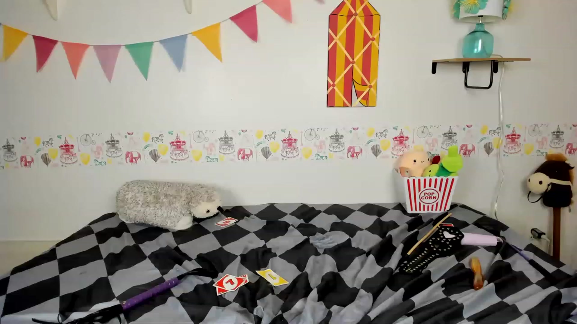 Gallery image thumbnail from EmmyBabii's myfreecams stream on, 01/06/2023, 05:50 image 18 of 20