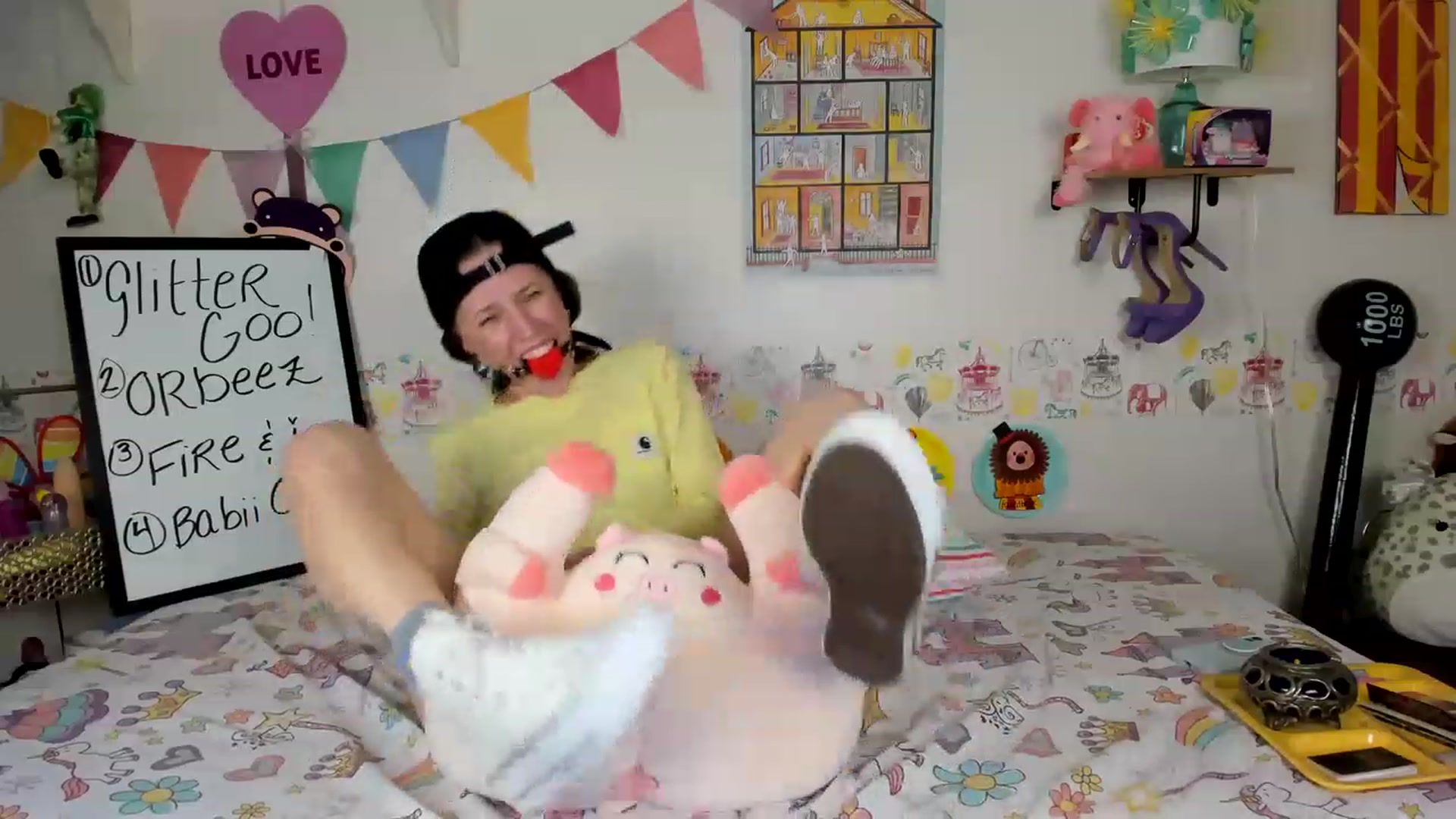 Gallery image thumbnail from EmmyBabii's myfreecams stream on, 01/20/2023, 04:40 image 11 of 20