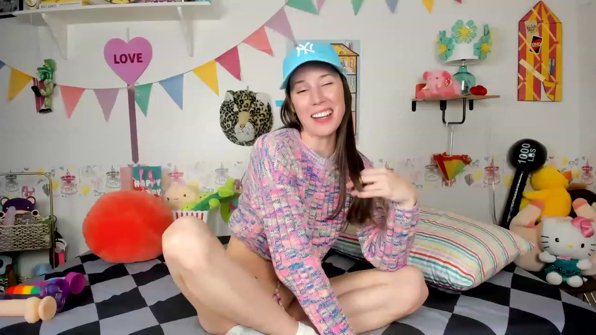 Gallery image thumbnail from EmmyBabii's myfreecams stream on, 01/27/2023, 05:26 image 20 of 20