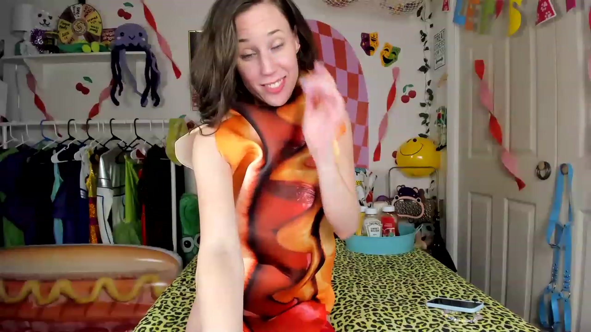 Gallery image thumbnail from EmmyBabii's myfreecams stream on, 03/22/2023, 07:29 image 6 of 20