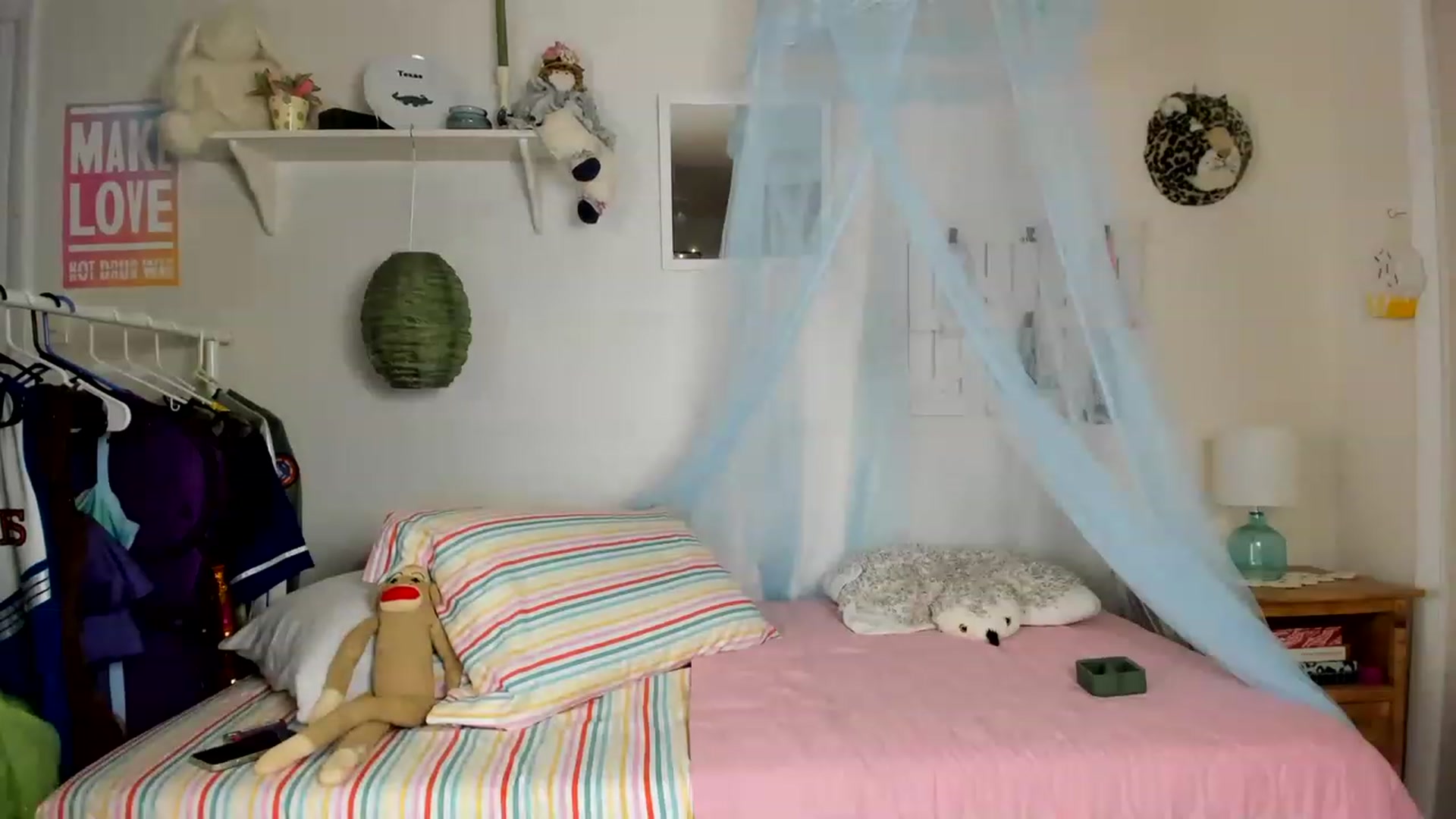 Gallery image thumbnail from EmmyBabii's myfreecams stream on, 06/15/2023, 05:01 image 3 of 20