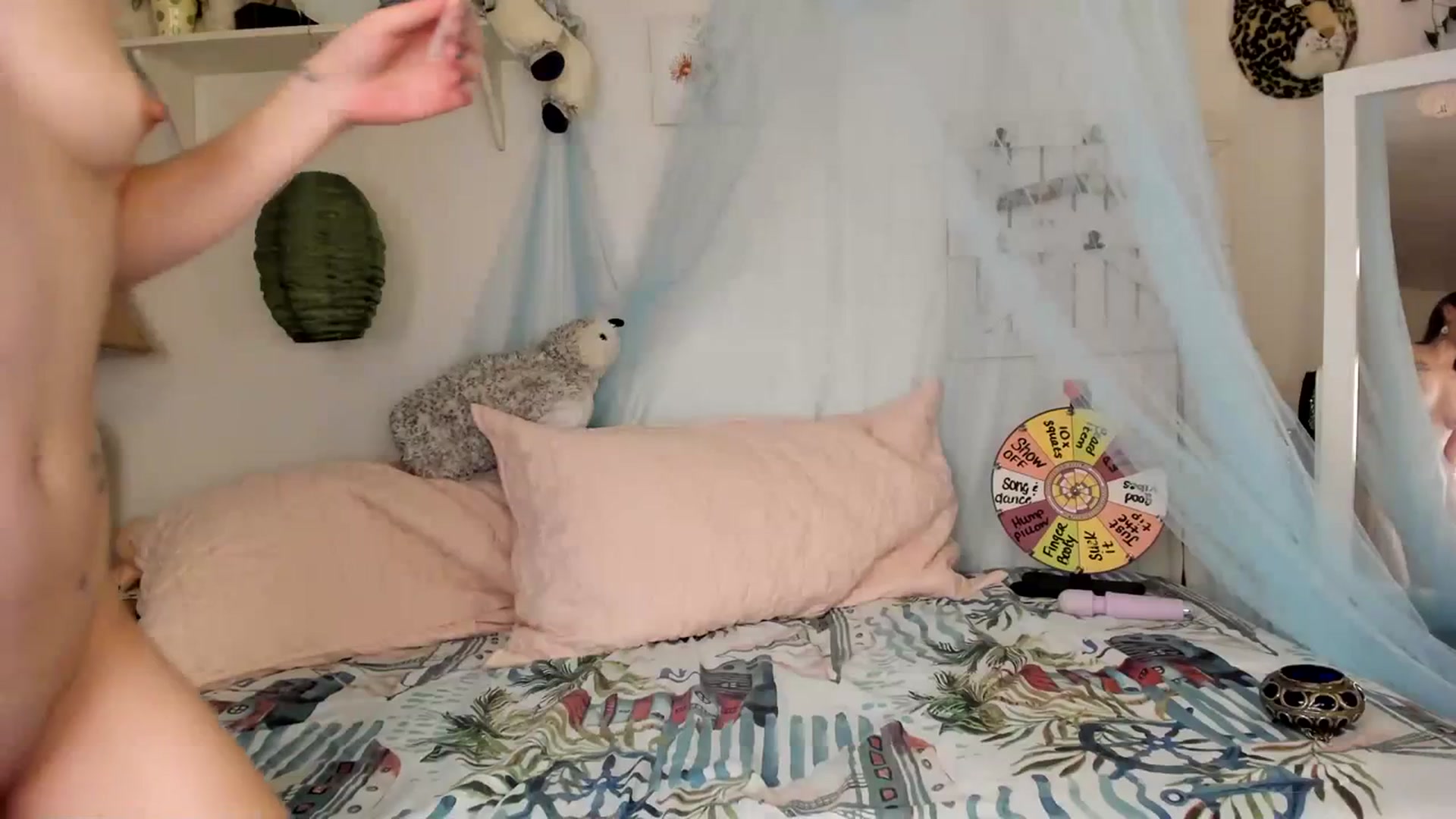 Gallery image thumbnail from EmmyBabii's myfreecams stream on, 06/30/2023, 06:11 image 8 of 20