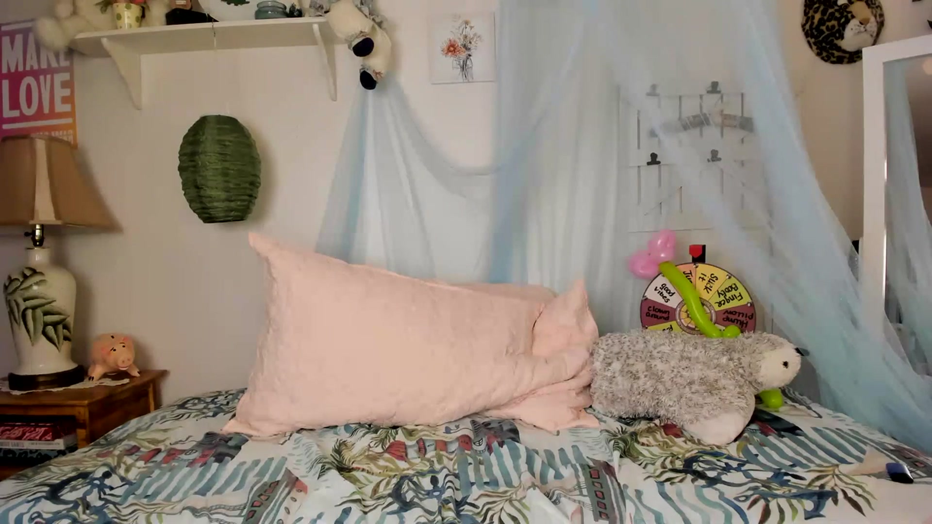 Gallery image thumbnail from EmmyBabii's myfreecams stream on, 06/30/2023, 06:11 image 5 of 20