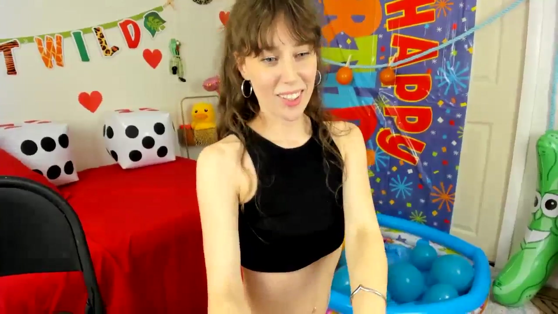 Gallery image thumbnail from EmmyBabii's myfreecams stream on, 03/16/2024, 05:10 image 14 of 20
