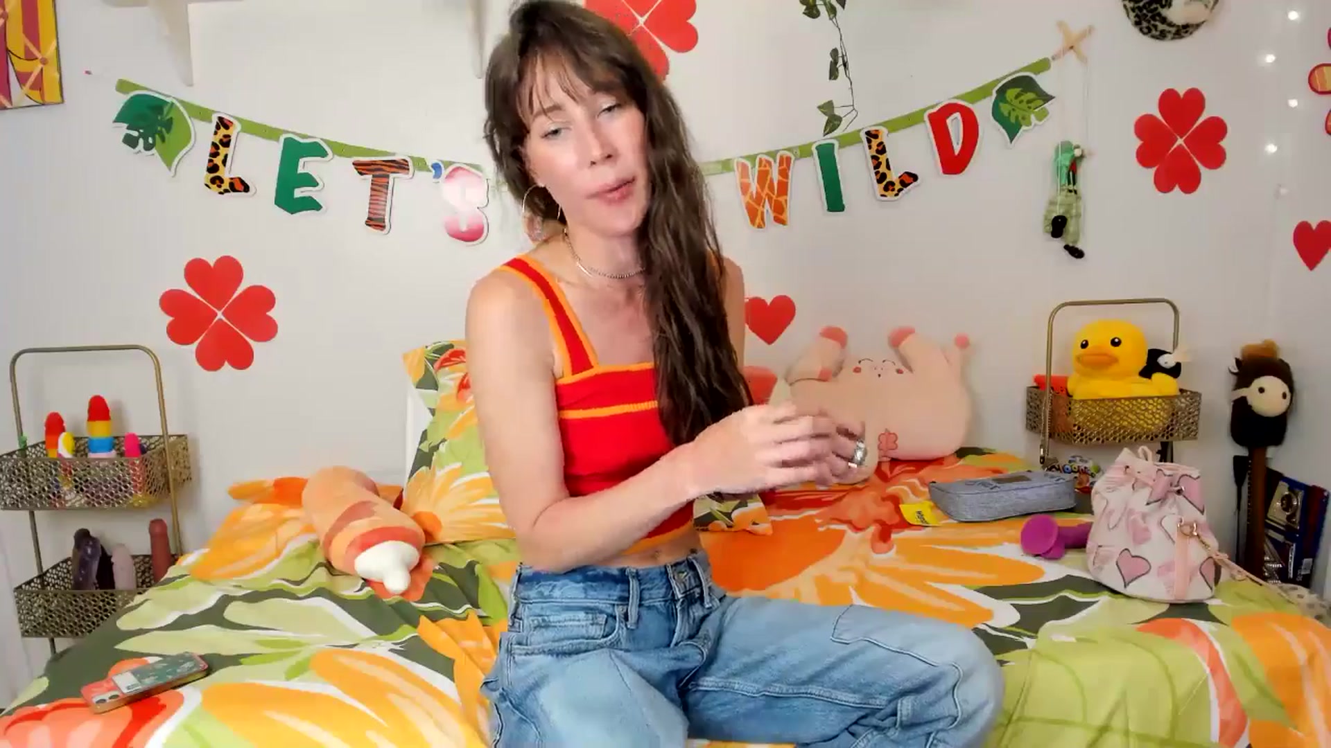 Gallery image thumbnail from EmmyBabii's myfreecams stream on, 04/16/2024, 01:54 image 13 of 20
