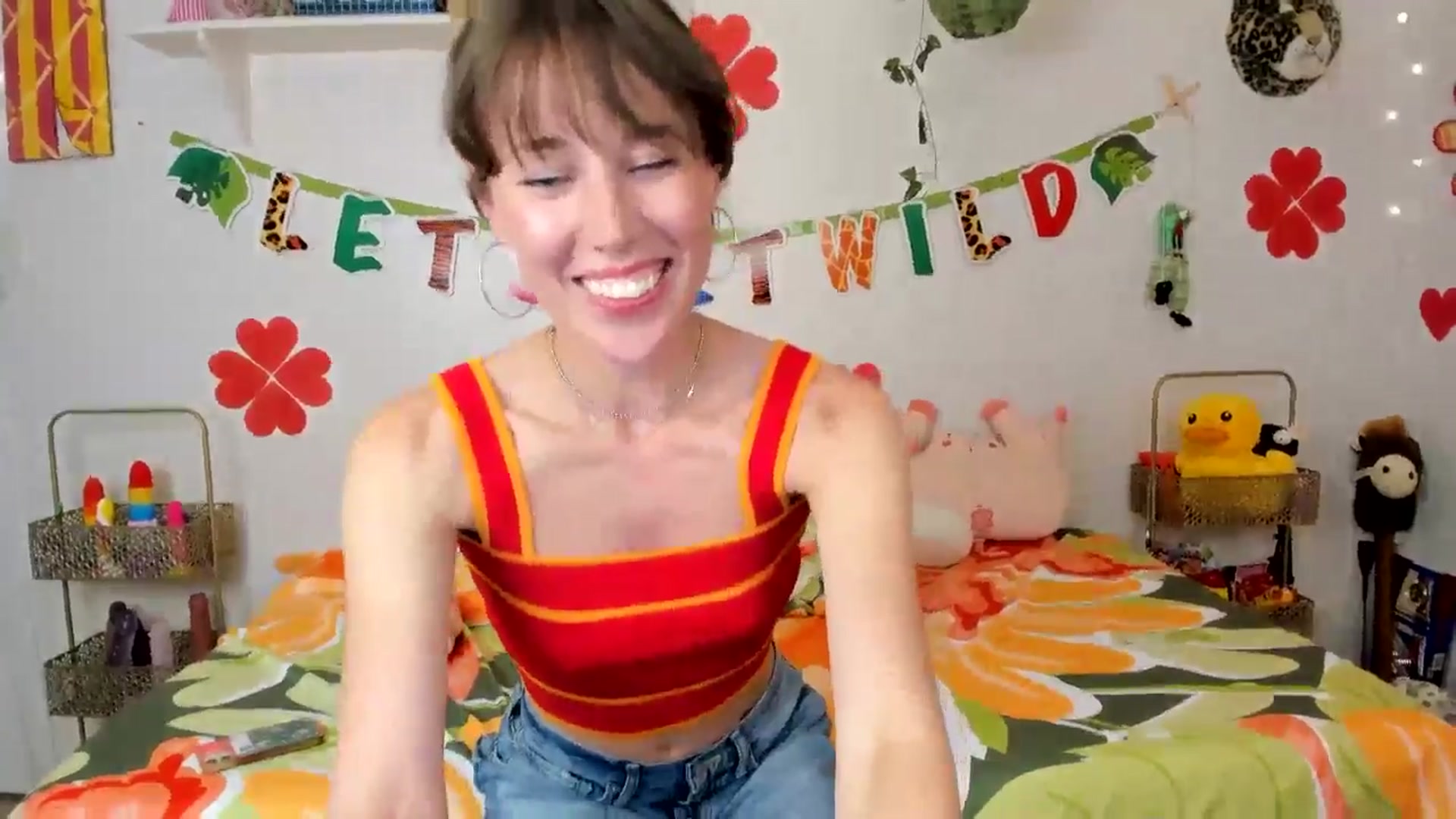 Gallery image thumbnail from EmmyBabii's myfreecams stream on, 04/16/2024, 01:54 image 19 of 20