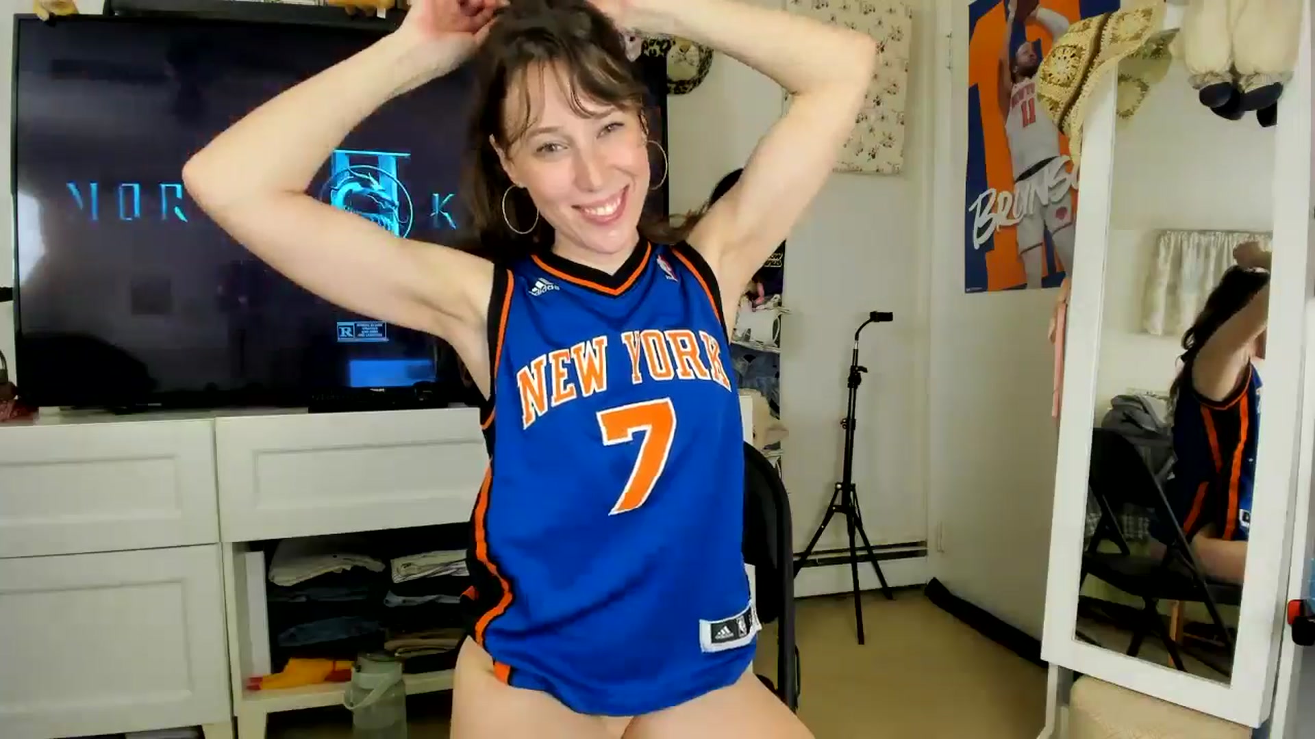 Gallery image thumbnail from EmmyBabii's myfreecams stream on, 05/09/2026, 02:58 image 7 of 20