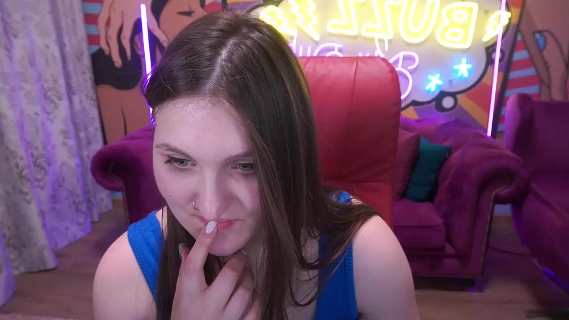 Gallery image thumbnail from EmmyCharm's myfreecams stream on, 06/15/2023, 10:16 image 4 of 20