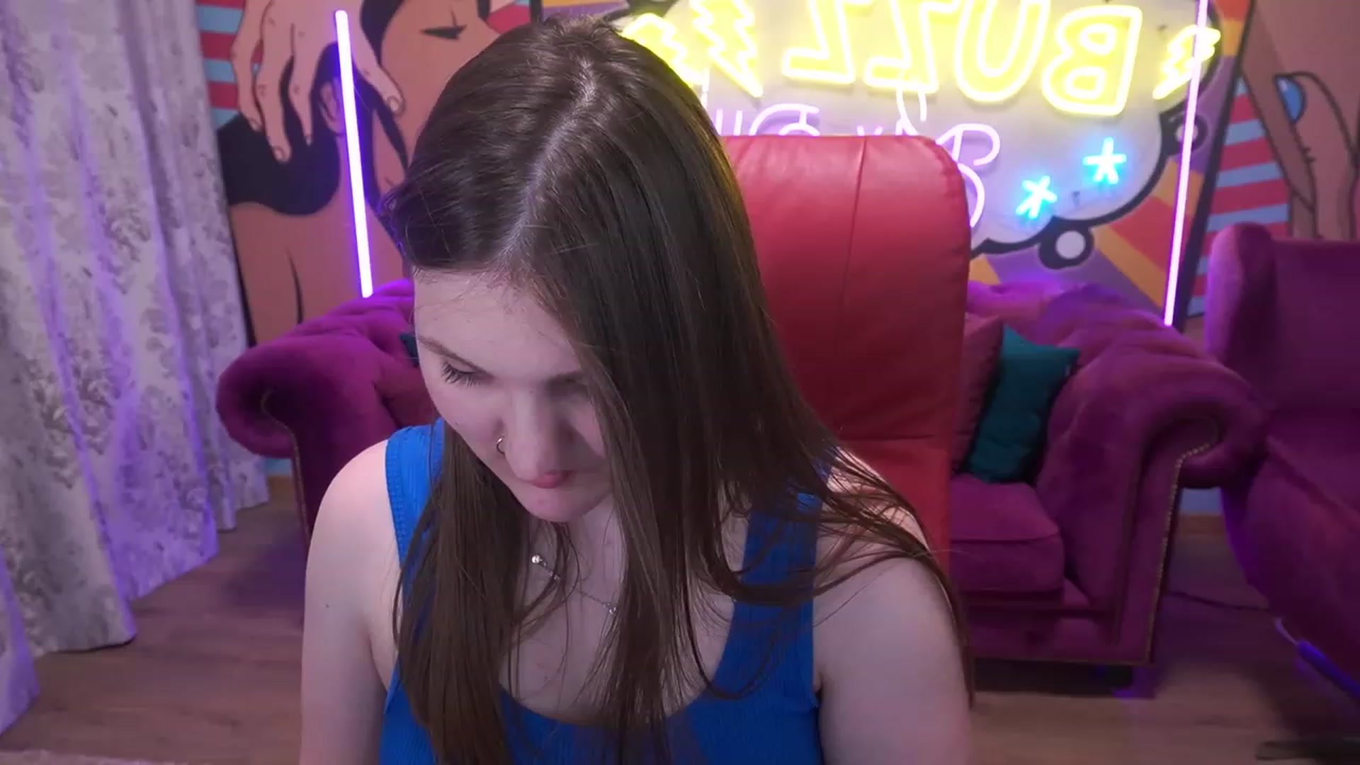 Gallery image thumbnail from EmmyCharm's myfreecams stream on, 06/15/2023, 10:16 image 5 of 20