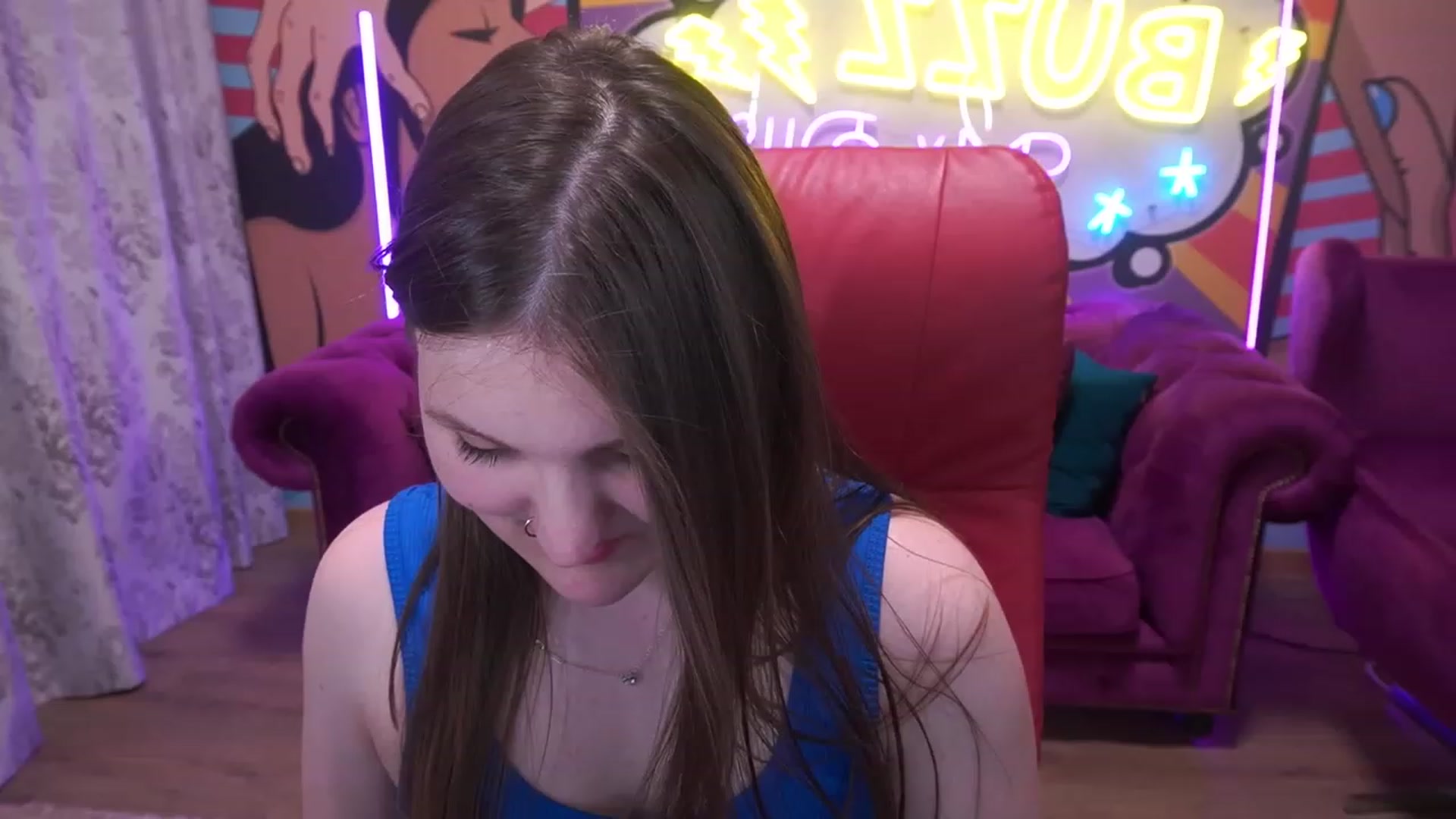 Gallery image thumbnail from EmmyCharm's myfreecams stream on, 06/15/2023, 10:16 image 6 of 20