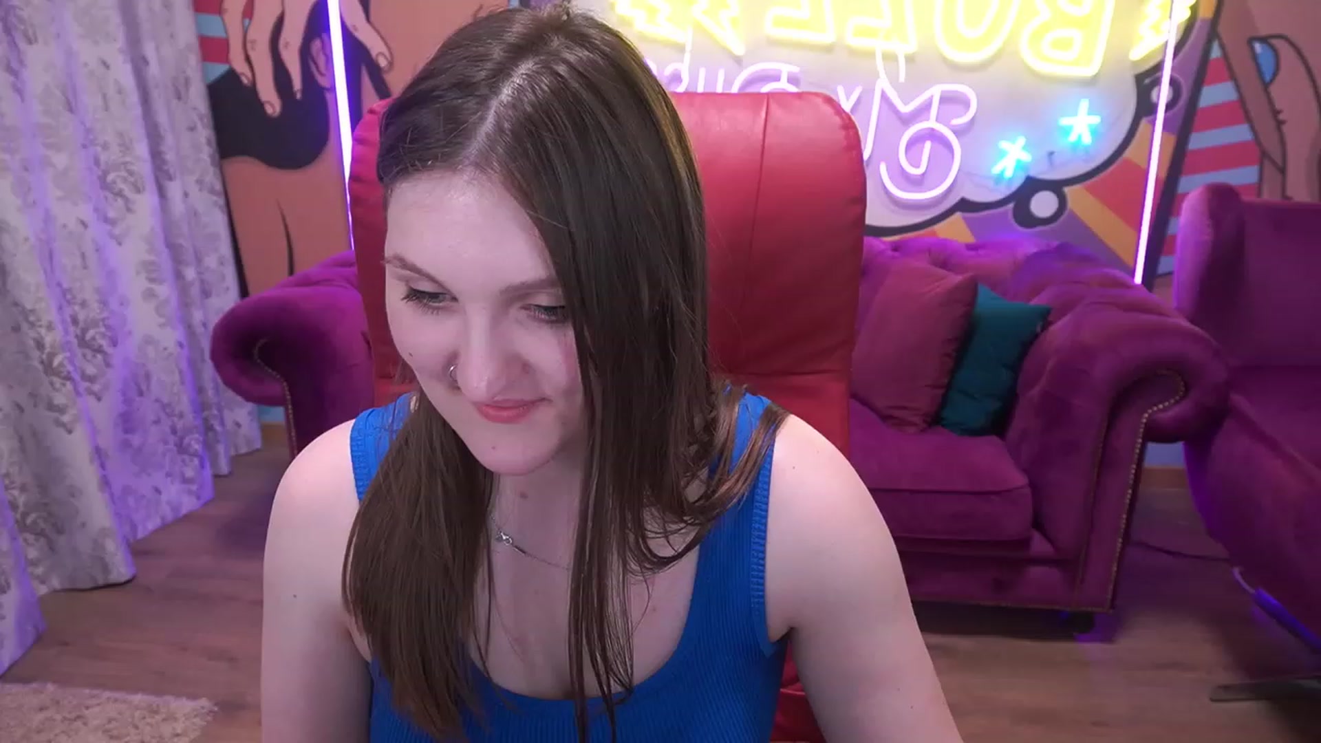 Gallery image thumbnail from EmmyCharm's myfreecams stream on, 06/15/2023, 11:50 image 19 of 20
