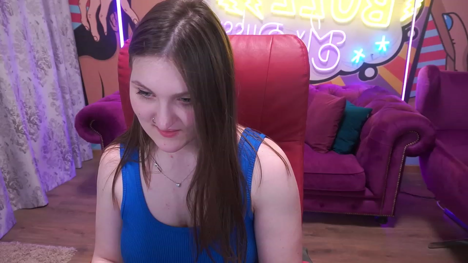 Gallery image thumbnail from EmmyCharm's myfreecams stream on, 06/15/2023, 11:50 image 1 of 20