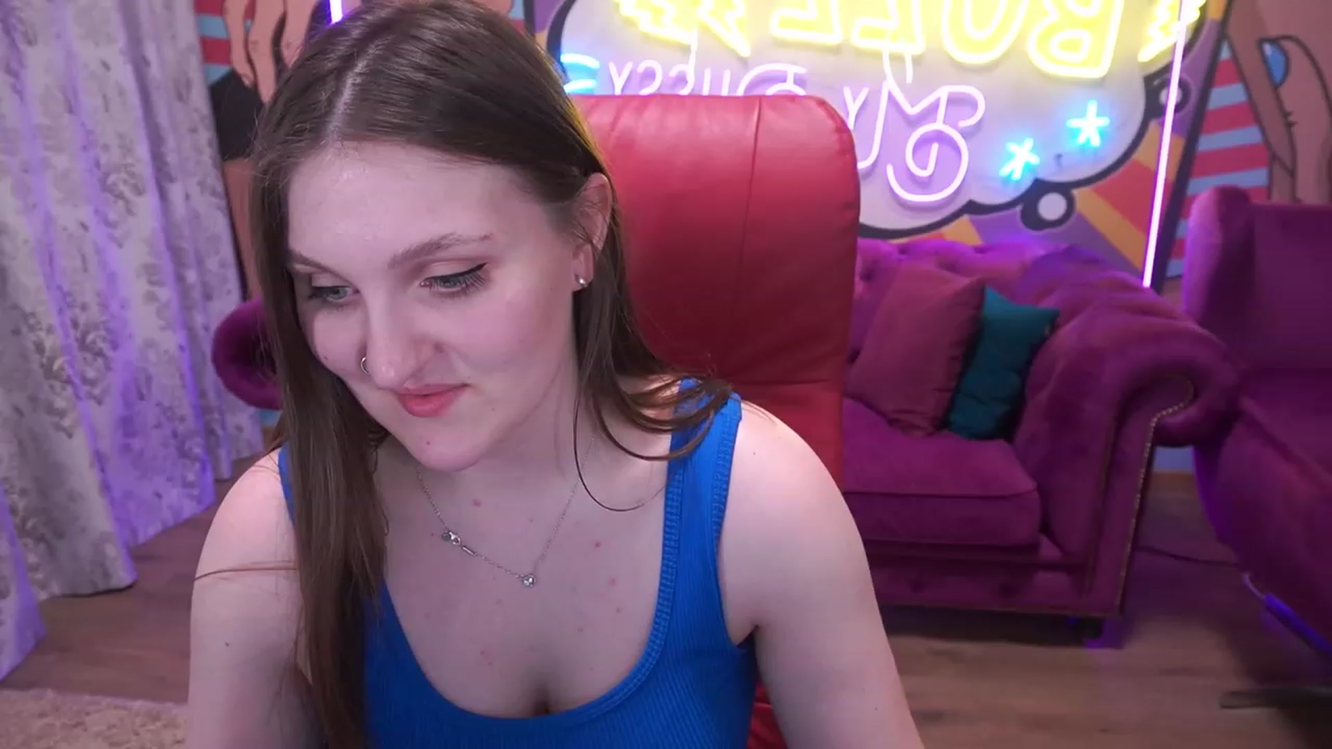 Gallery image thumbnail from EmmyCharm's myfreecams stream on, 06/15/2023, 11:50 image 3 of 20
