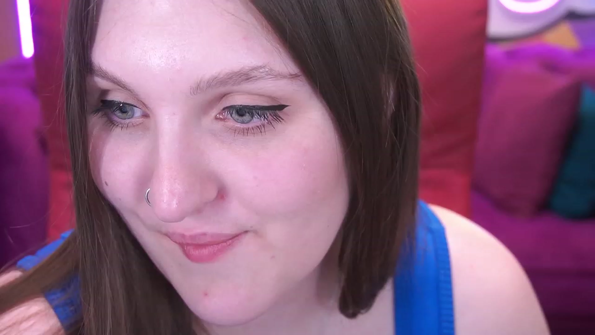Gallery image thumbnail from EmmyCharm's myfreecams stream on, 06/15/2023, 11:50 image 13 of 20