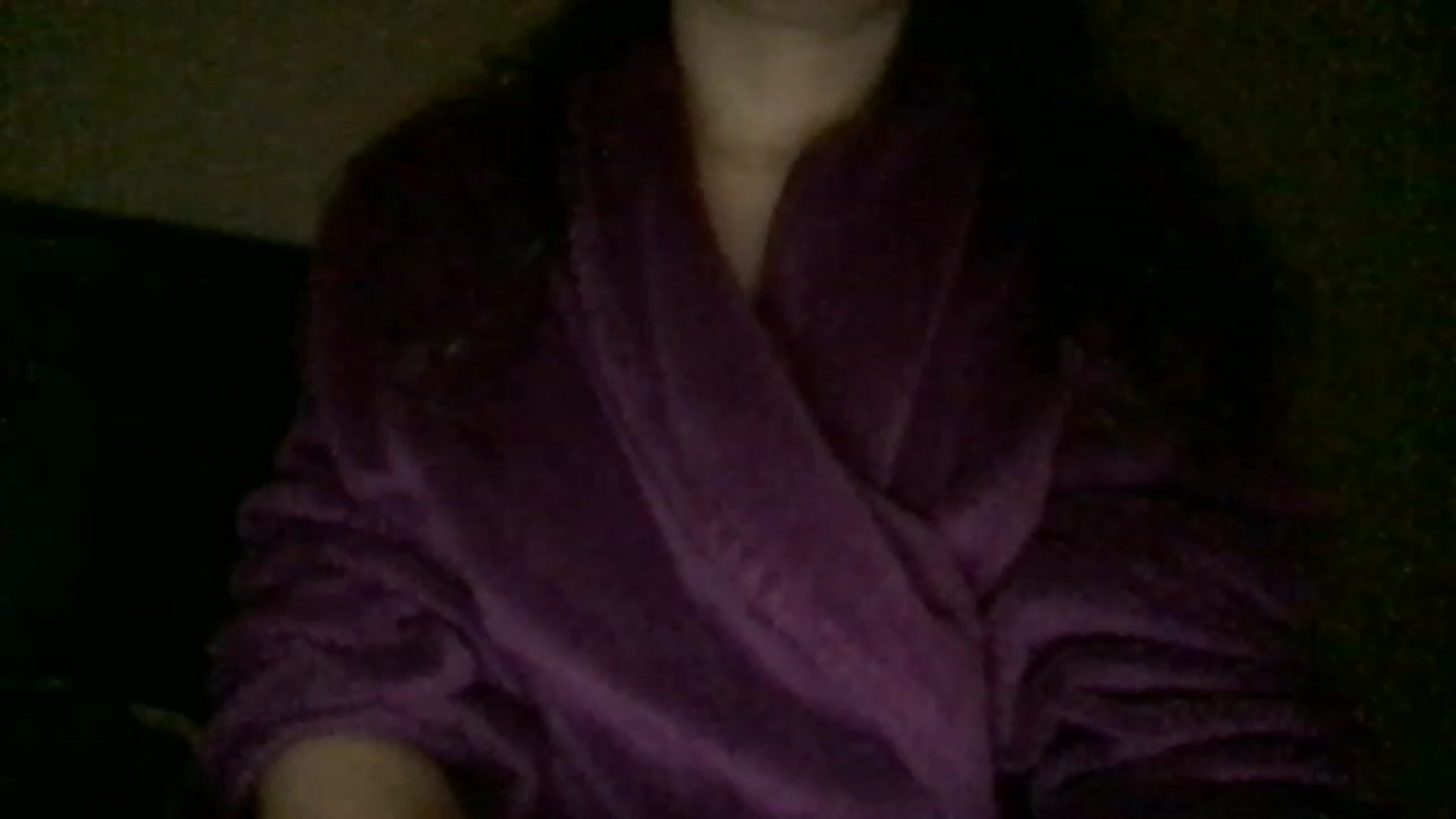 Gallery image thumbnail from EmmyLove's myfreecams stream on, 12/02/2022, 06:50 image 20 of 20