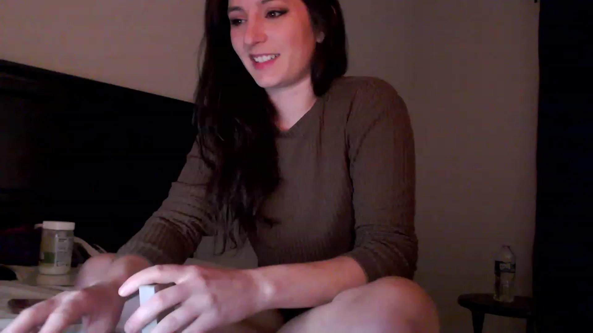 Gallery image thumbnail from EmmyLove's myfreecams stream on, 12/06/2022, 04:44 image 5 of 20