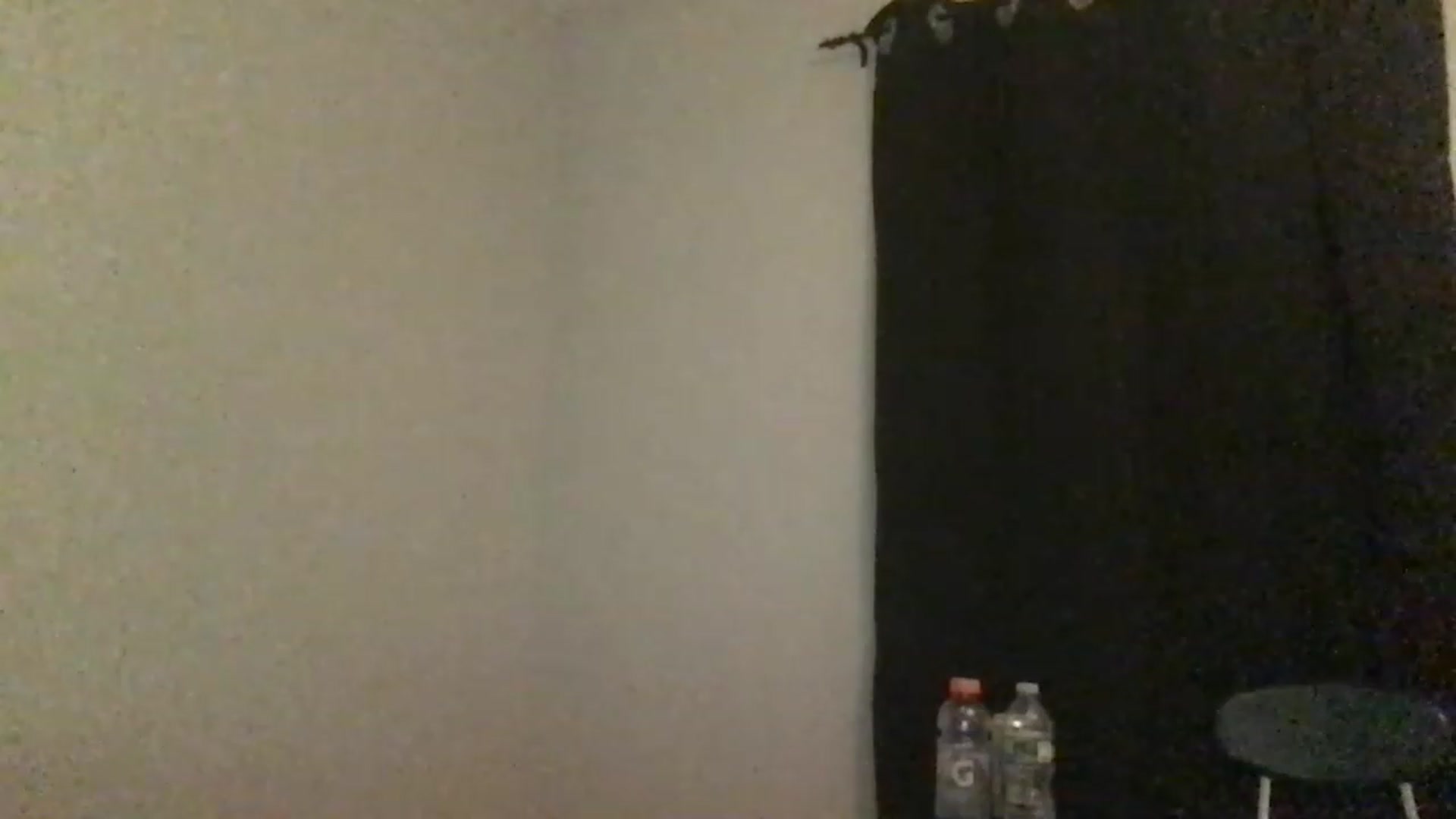 Gallery image thumbnail from EmmyLove's myfreecams stream on, 12/10/2022, 07:07 image 8 of 20
