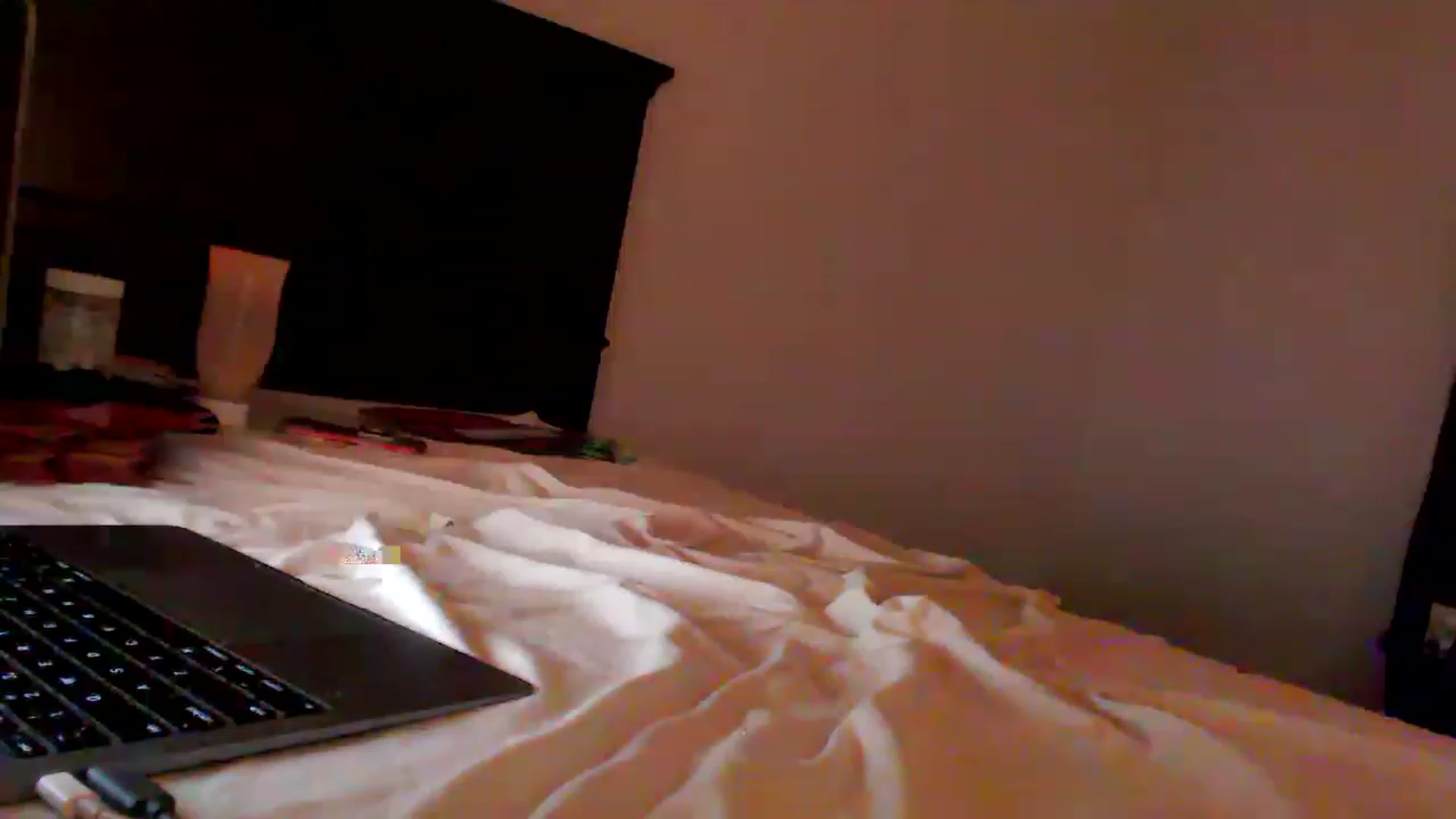 Gallery image thumbnail from EmmyLove's myfreecams stream on, 12/11/2022, 06:33 image 15 of 20