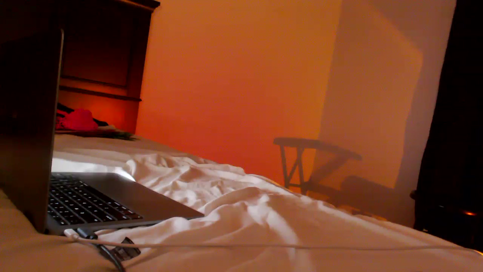 Gallery image thumbnail from EmmyLove's myfreecams stream on, 12/11/2022, 07:30 image 11 of 20