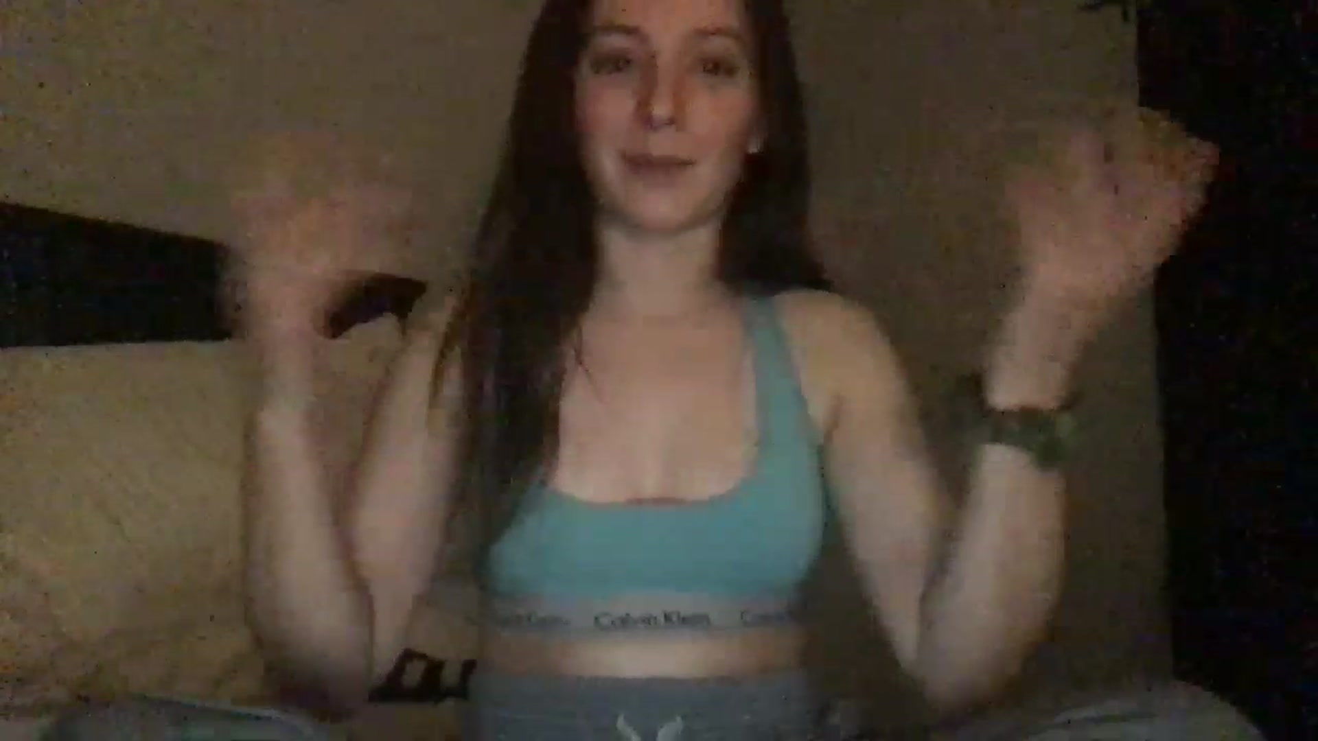 Gallery image thumbnail from EmmyLove's myfreecams stream on, 12/29/2022, 05:22 image 19 of 20