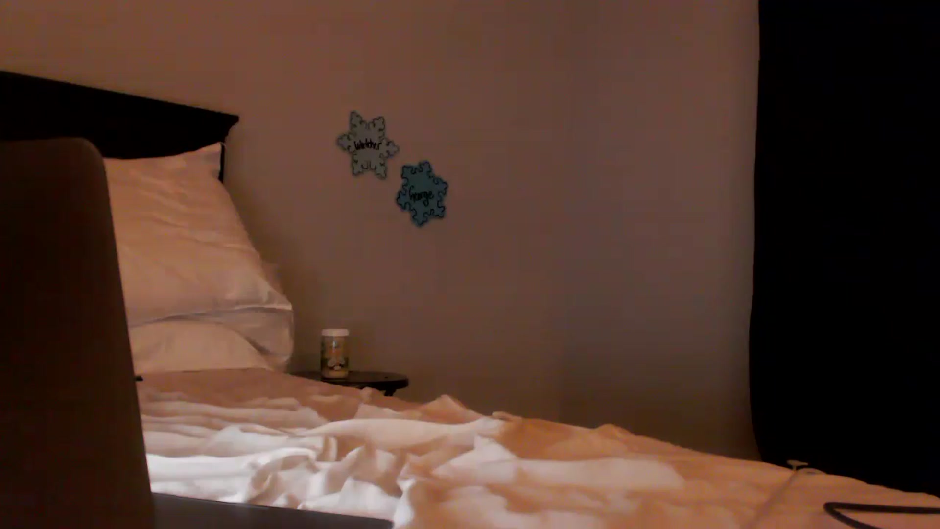 Gallery image thumbnail from EmmyLove's myfreecams stream on, 01/07/2023, 05:28 image 5 of 20