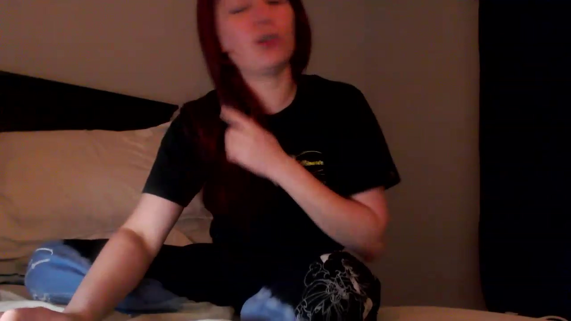 Gallery image thumbnail from EmmyLove's myfreecams stream on, 01/07/2023, 05:28 image 14 of 20