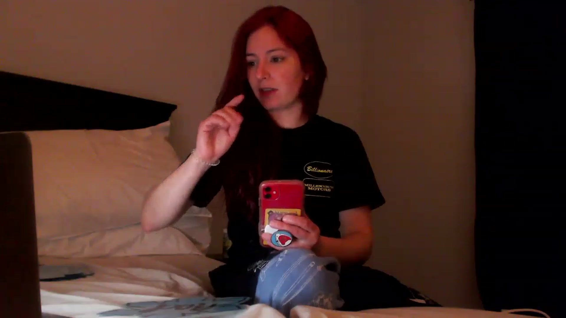 Gallery image thumbnail from EmmyLove's myfreecams stream on, 01/07/2023, 05:28 image 18 of 20