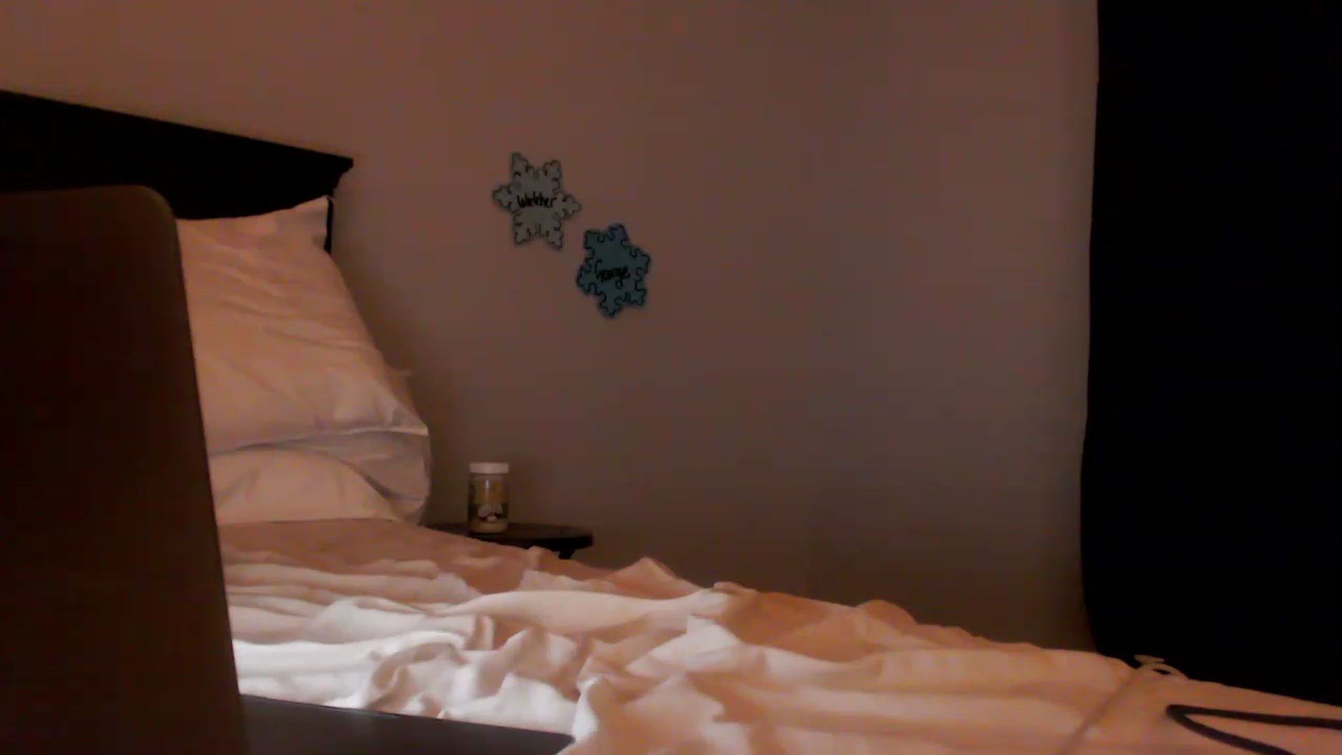 Gallery image thumbnail from EmmyLove's myfreecams stream on, 01/07/2023, 05:28 image 3 of 20