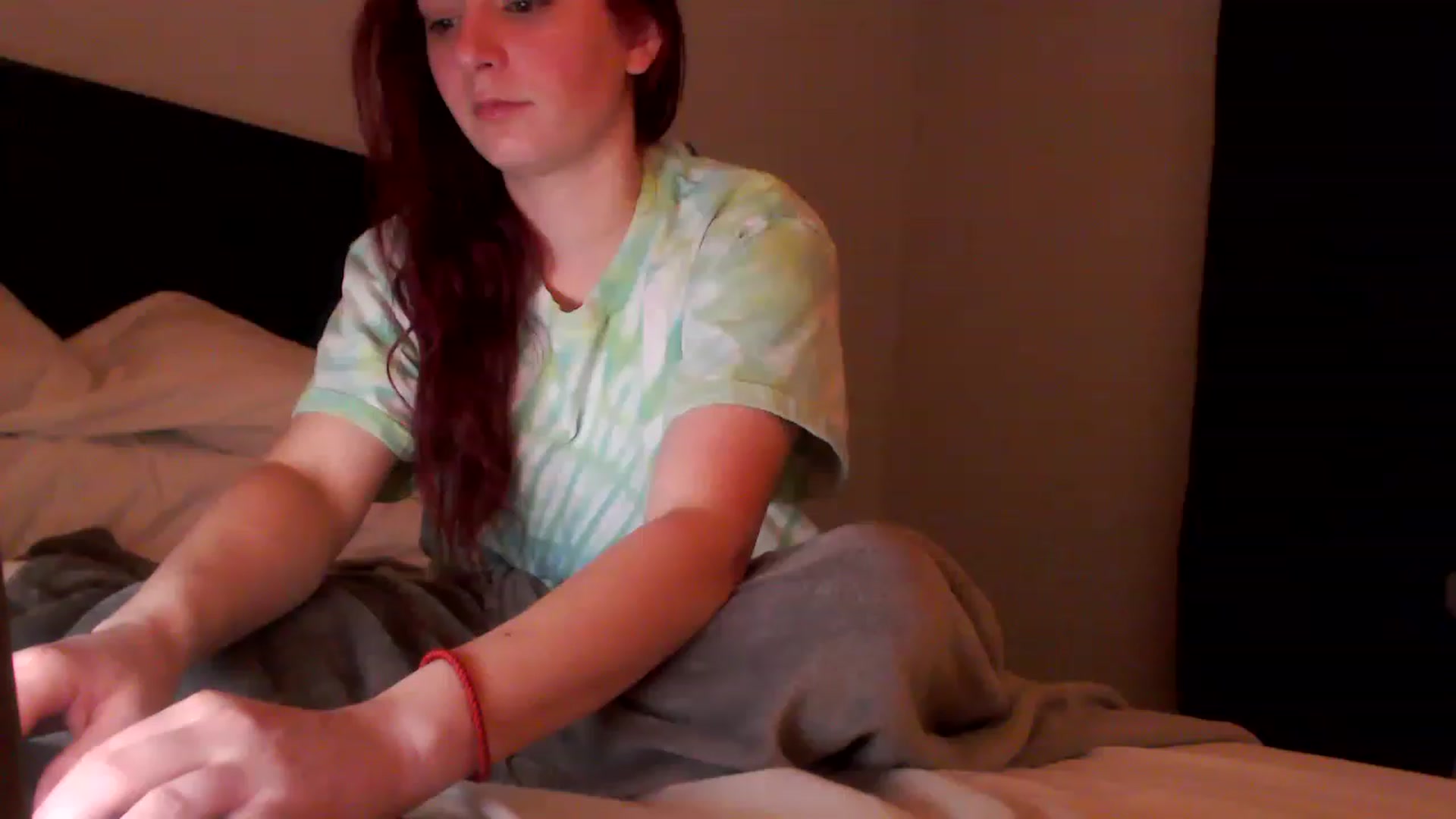 Gallery image thumbnail from EmmyLove's myfreecams stream on, 01/16/2023, 07:15 image 3 of 20