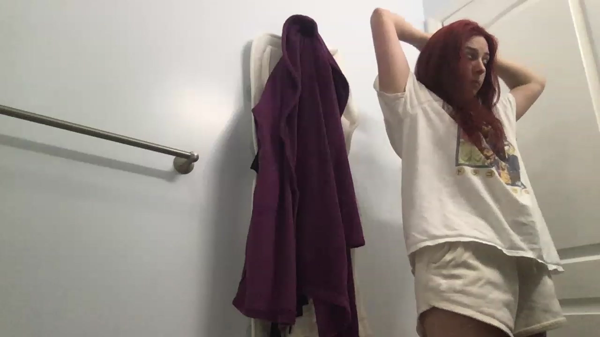 Gallery image thumbnail from EmmyLove's myfreecams stream on, 01/17/2023, 18:37 image 9 of 20