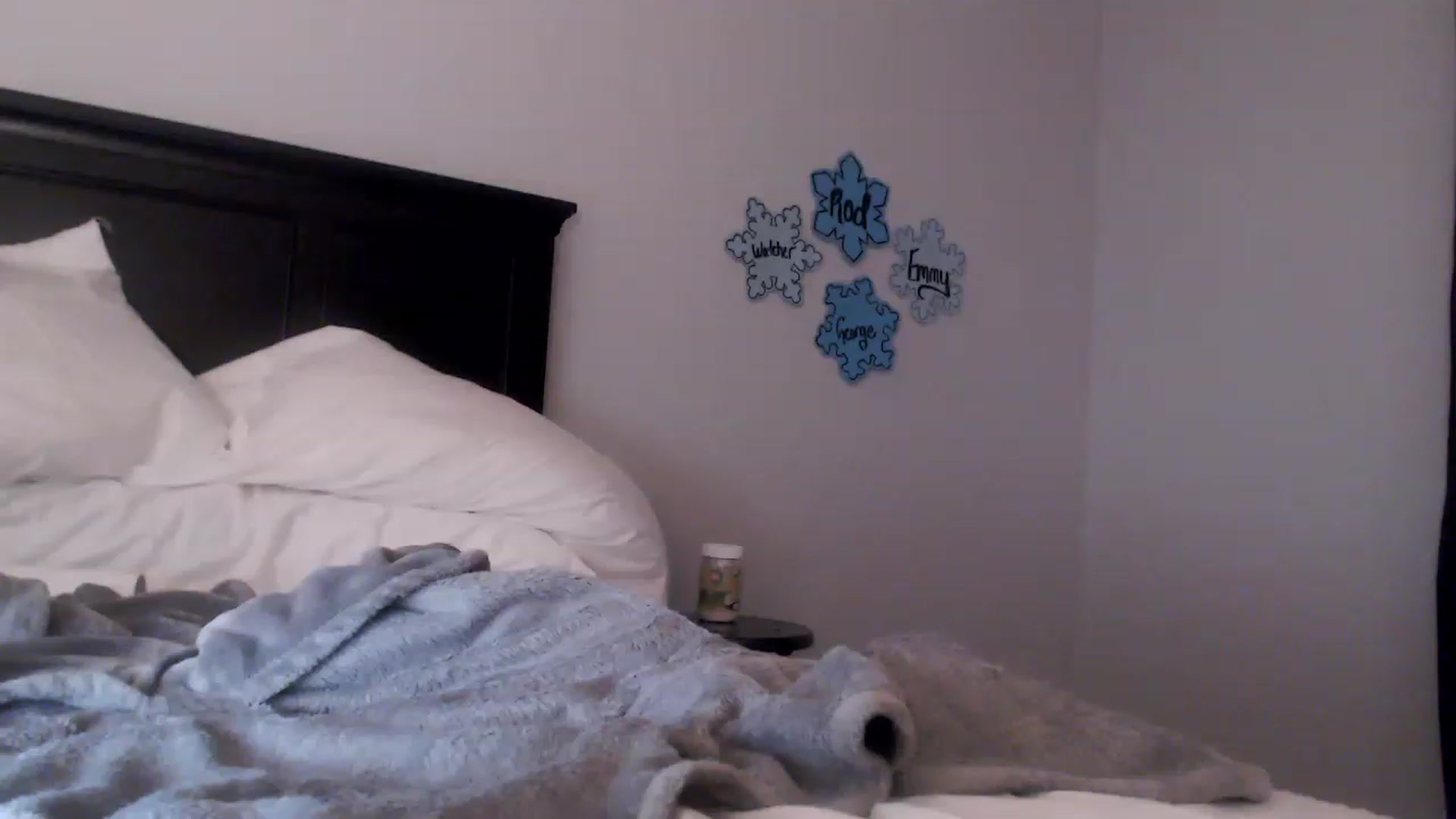 Gallery image thumbnail from EmmyLove's myfreecams stream on, 01/18/2023, 05:49 image 11 of 20