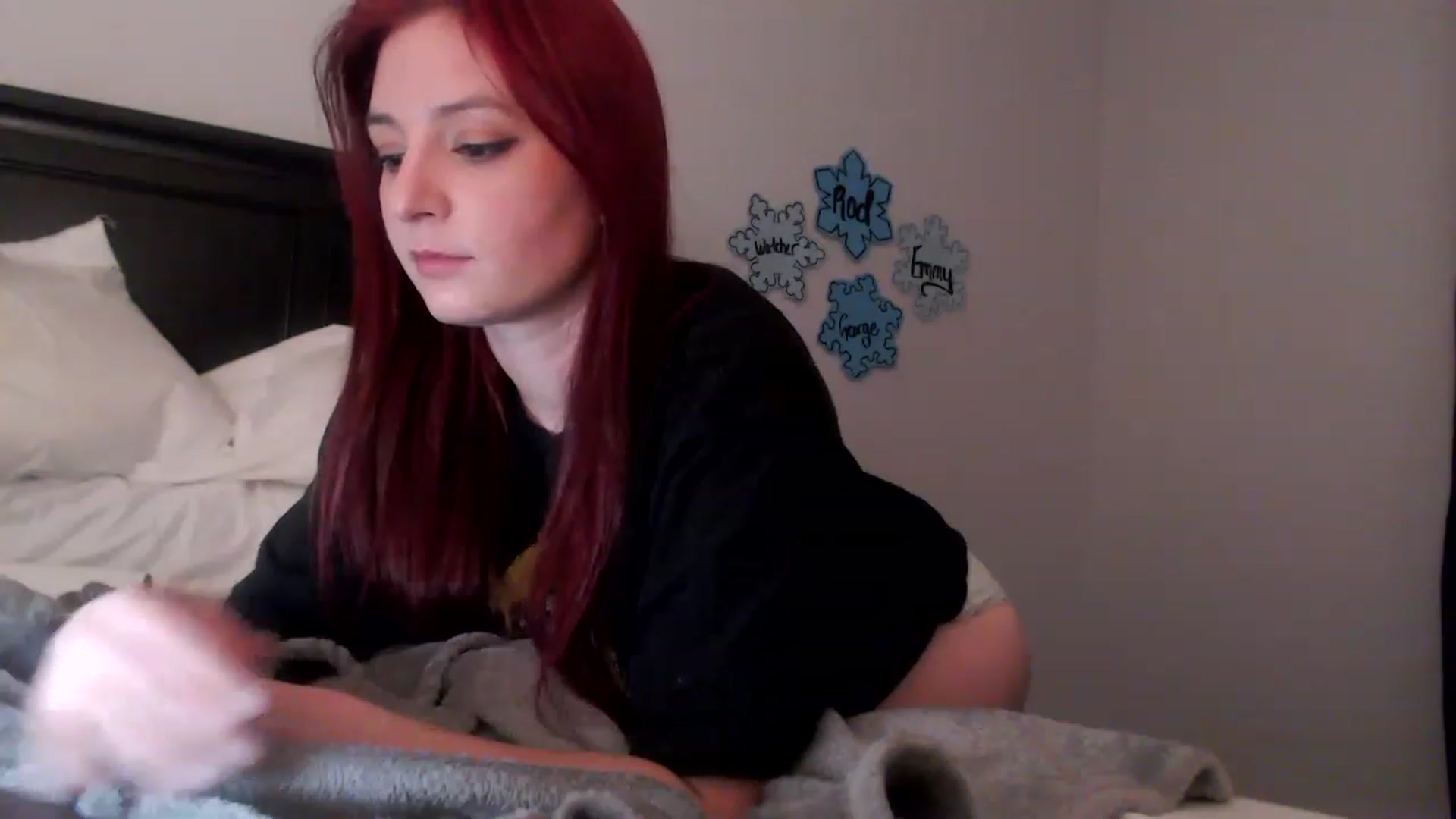 Gallery image thumbnail from EmmyLove's myfreecams stream on, 01/18/2023, 05:49 image 7 of 20