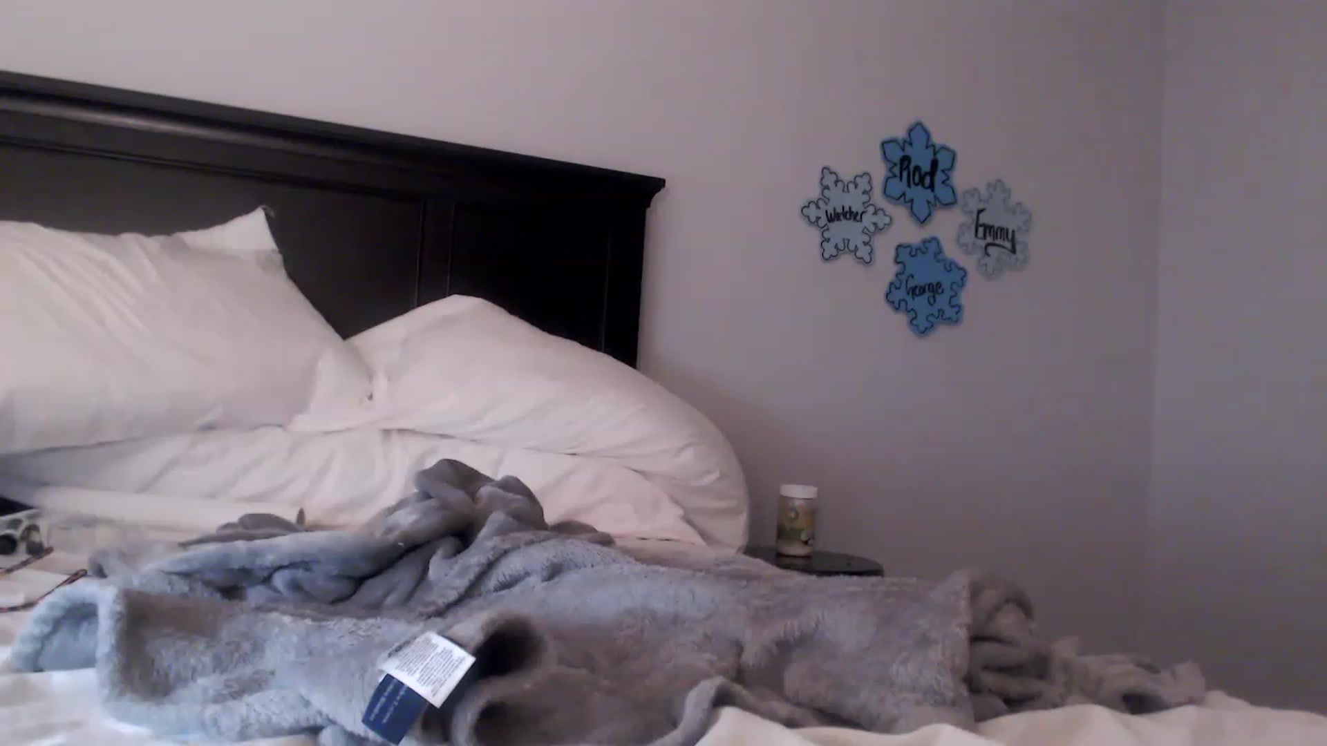 Gallery image thumbnail from EmmyLove's myfreecams stream on, 01/18/2023, 05:49 image 19 of 20